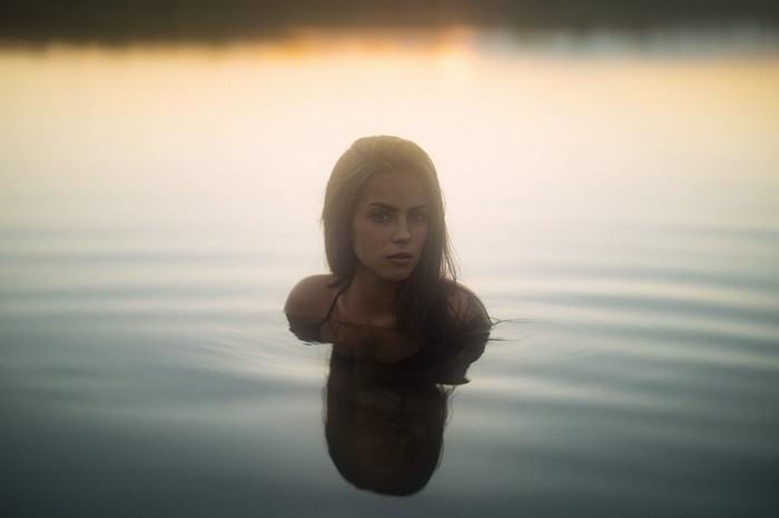 Sunlight Women Model Portrait Sunset Brunette Reflection