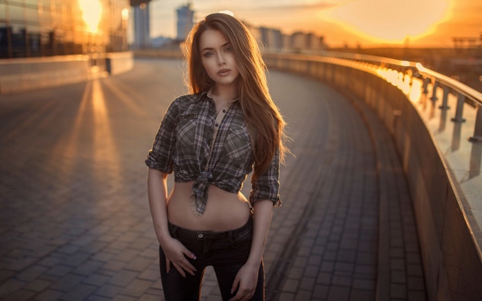 Long Hair Sunset Shirt Women Women Outdoors Model Looking At