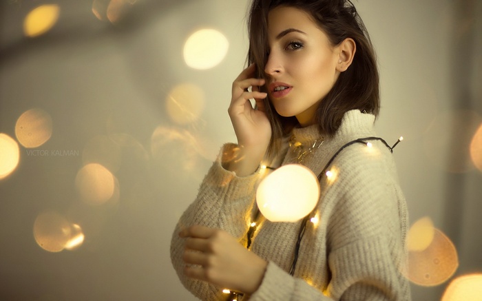 Model Women Face Sweater Looking At Viewer Brunette Victor Kalman