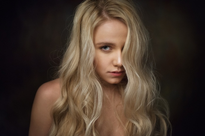 Women Hair In Face Blue Eyes Wavy Hair Bare Shoulders Maxim