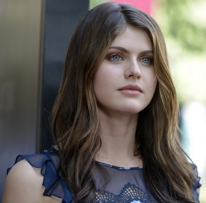 1924x1895 Alexandra Daddario Women Blue Eyes Eyes Brunette HD