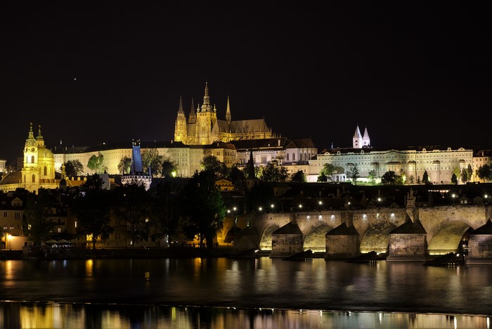 4K 5K Vltava Prague Czech Republic Castles Bridges Rivers