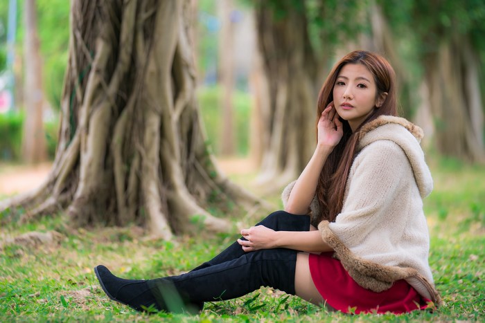 4K Asian Bokeh Pose Sitting Glance Brown Haired Wearing Boots