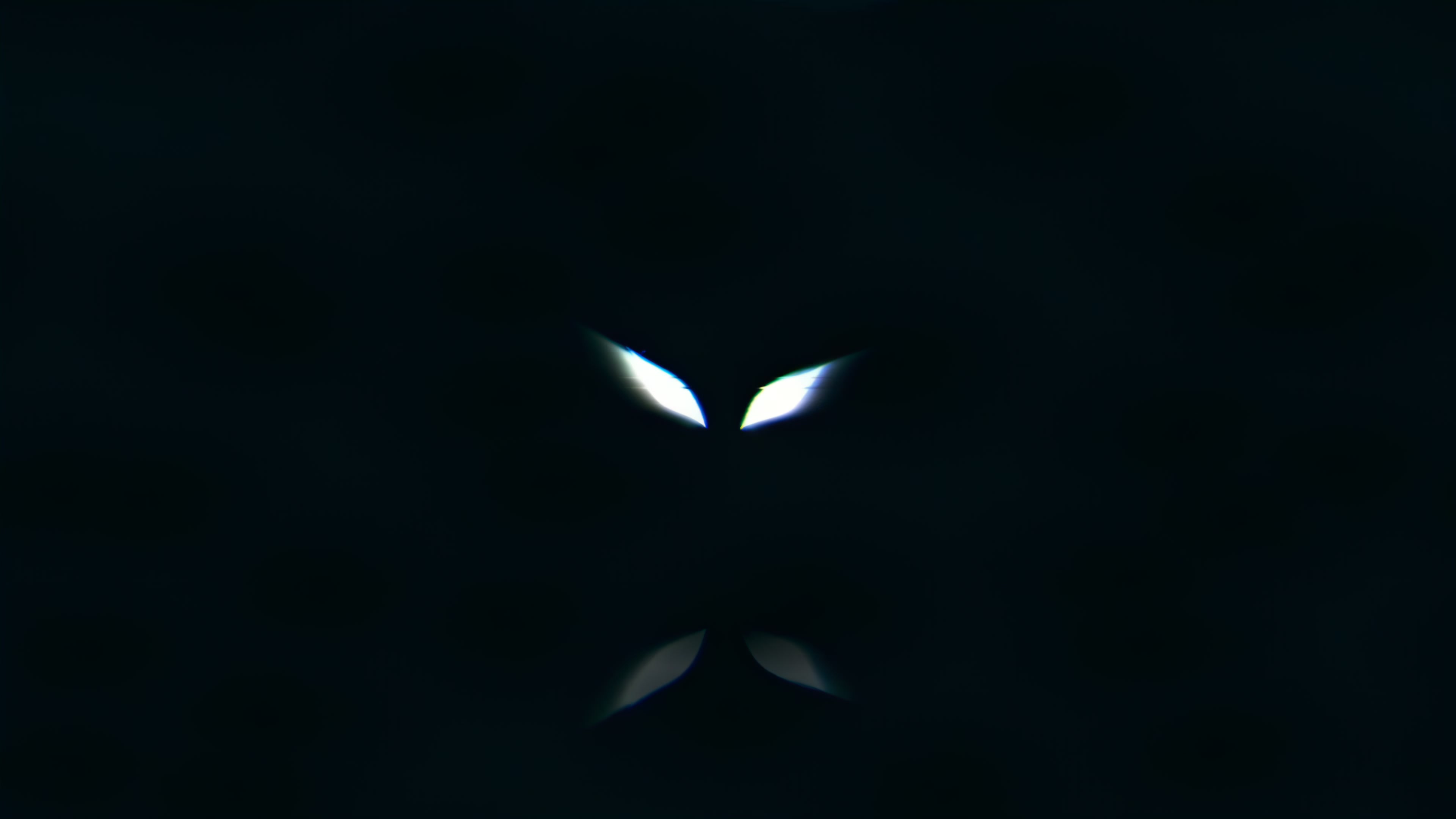 Glowing Eyes Live Wallpaper