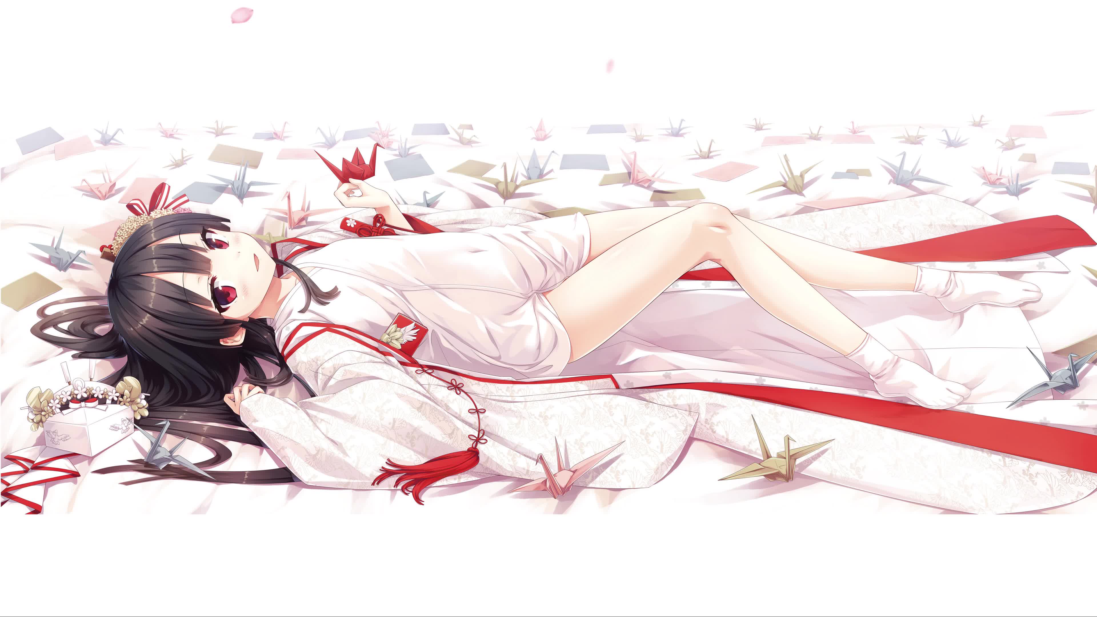 Girl With Paper Cranes Live Wallpaper