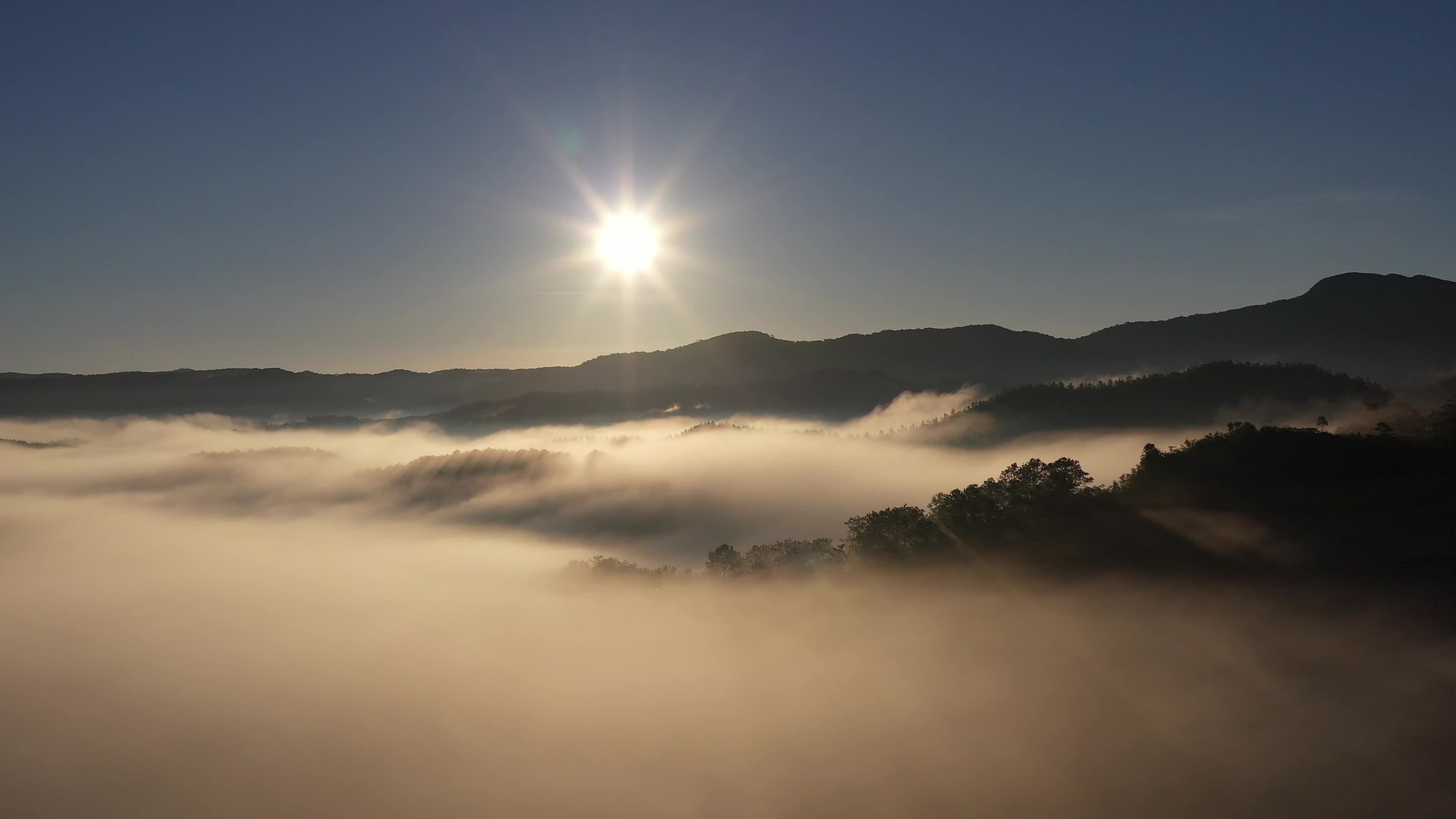 Mountains Under The Sun Live Wallpaper