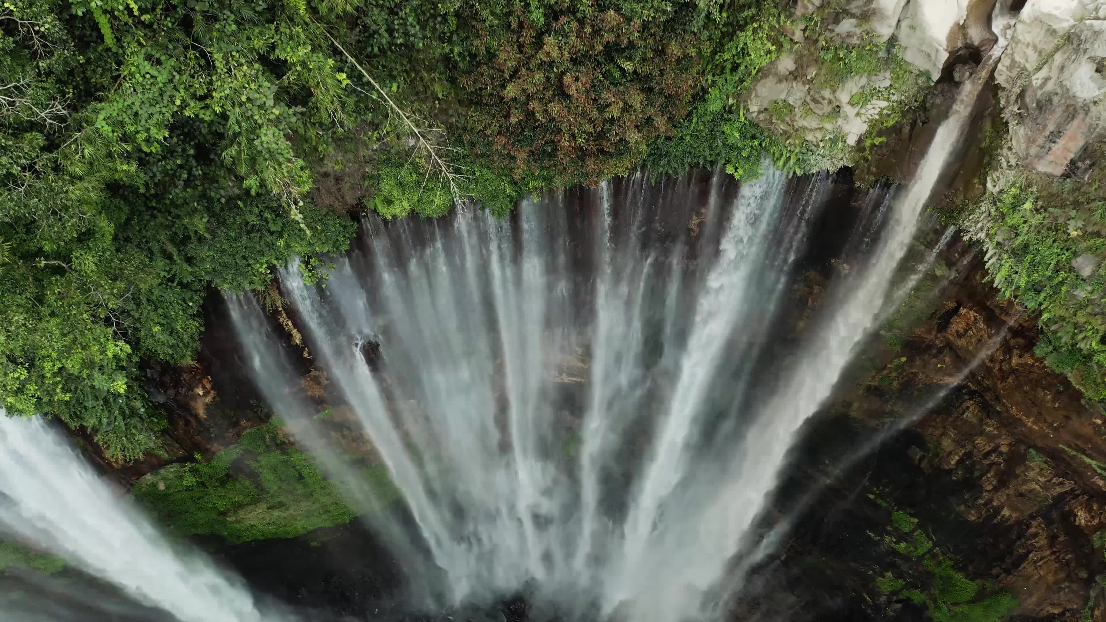 Waterfall Live Wallpaper