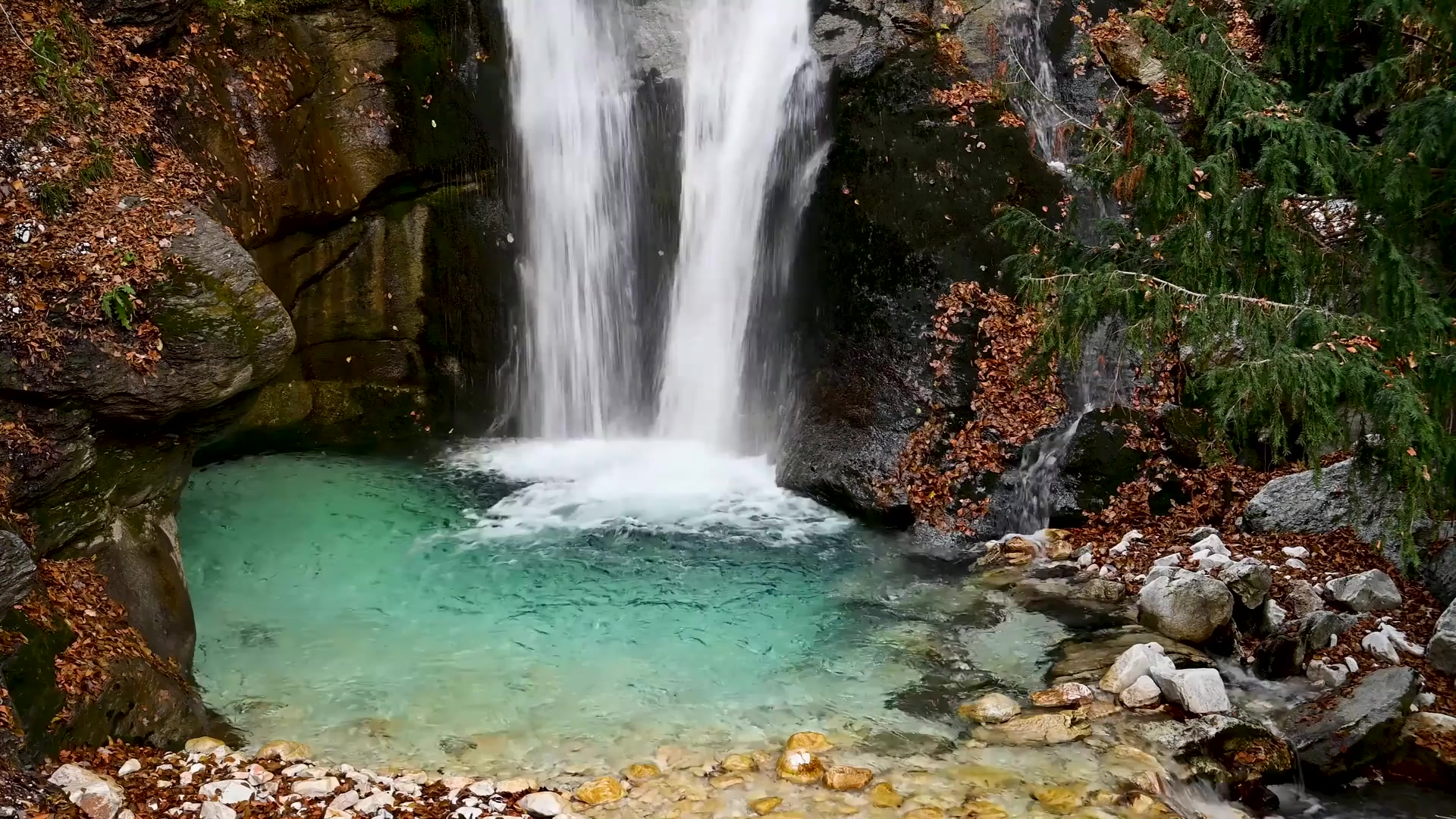 Mountain Turquoise Waterfall Live Wallpaper