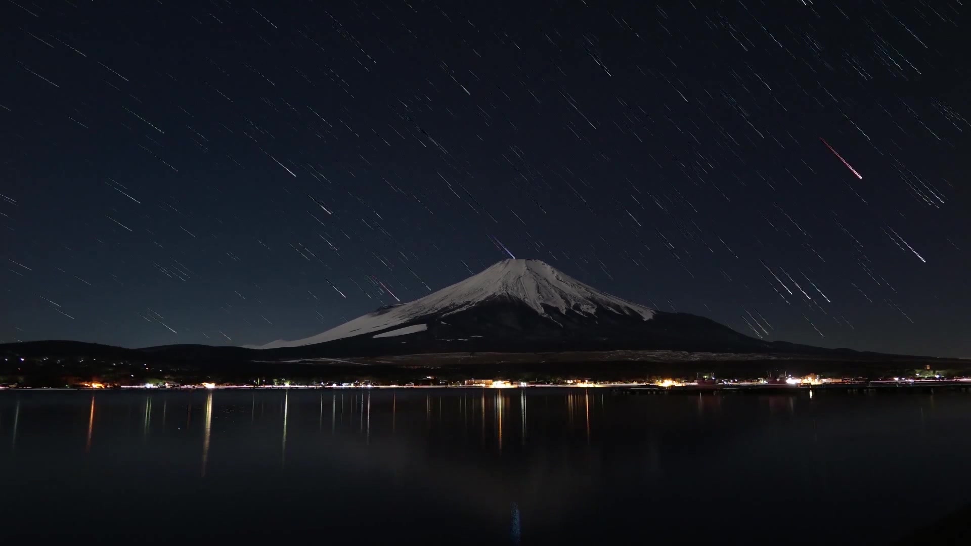 Shooting Stars Mountain Live Wallpaper