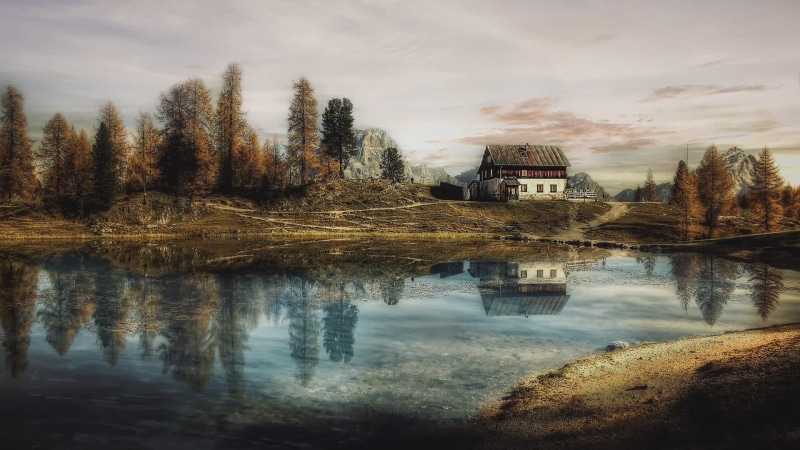 Treviso Lake Landscape Live Wallpaper
