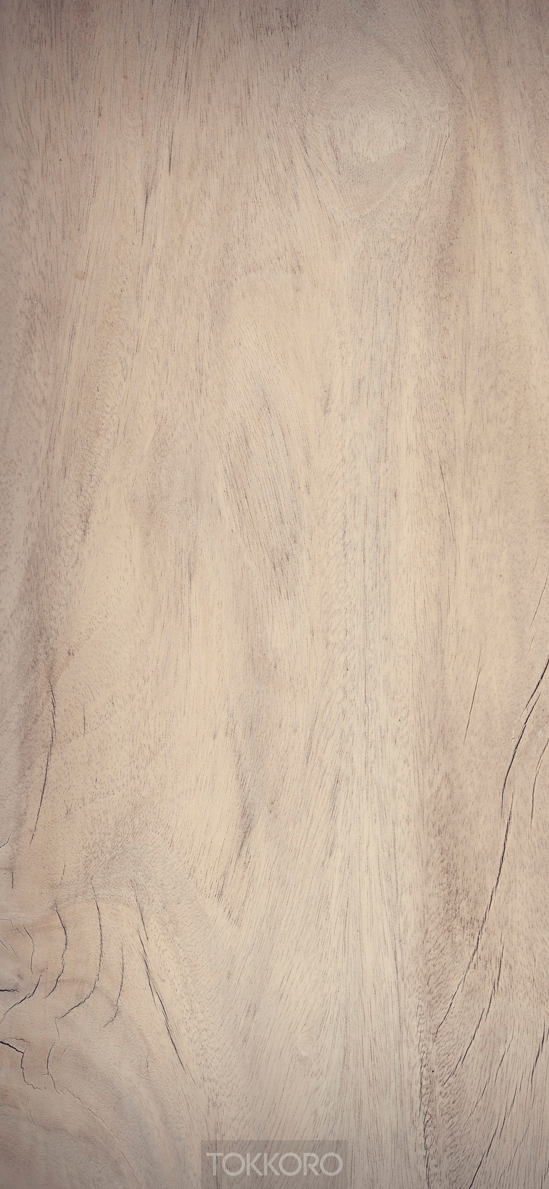 Grey wood texture with TOKKORO logo HD Phone Wallpaper