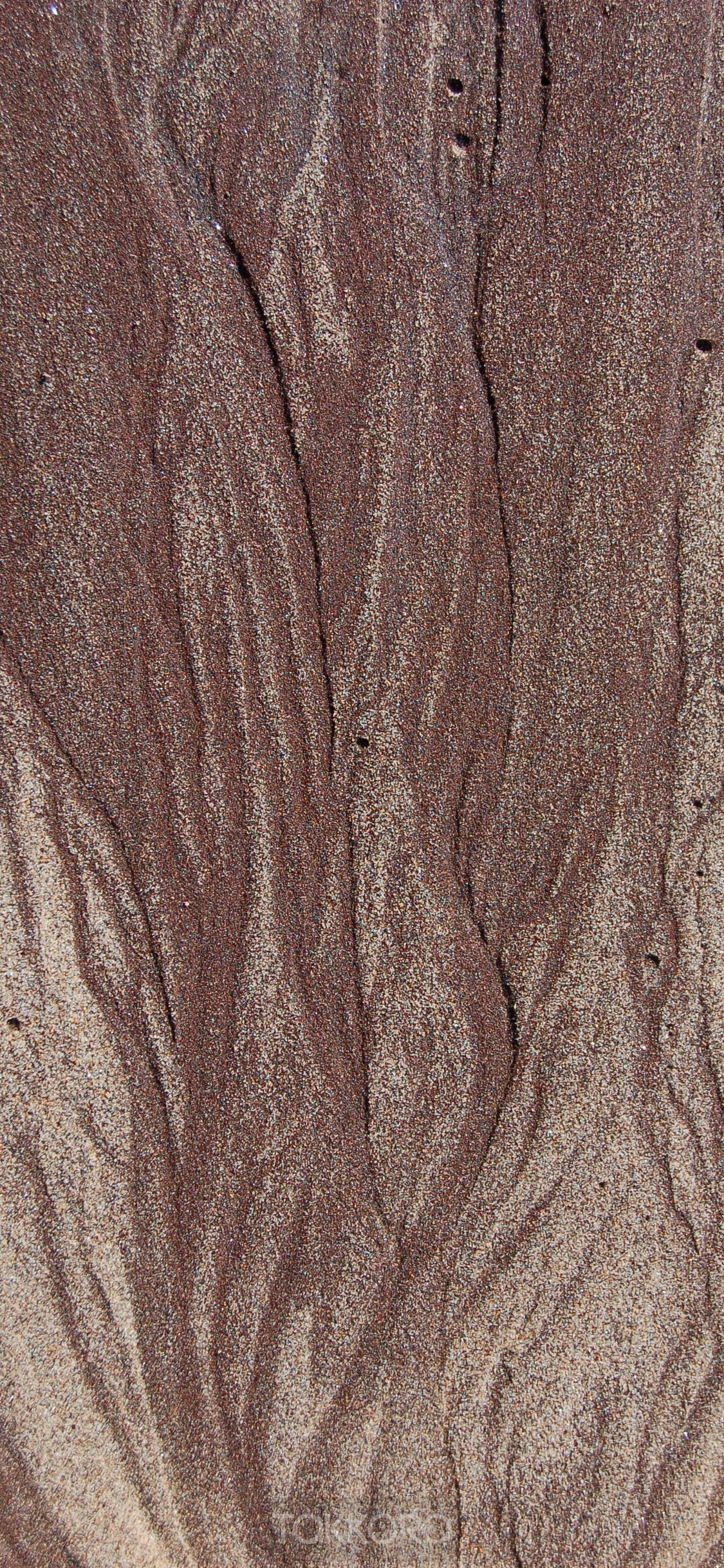 Sand patterns on a beach HD Phone Wallpaper