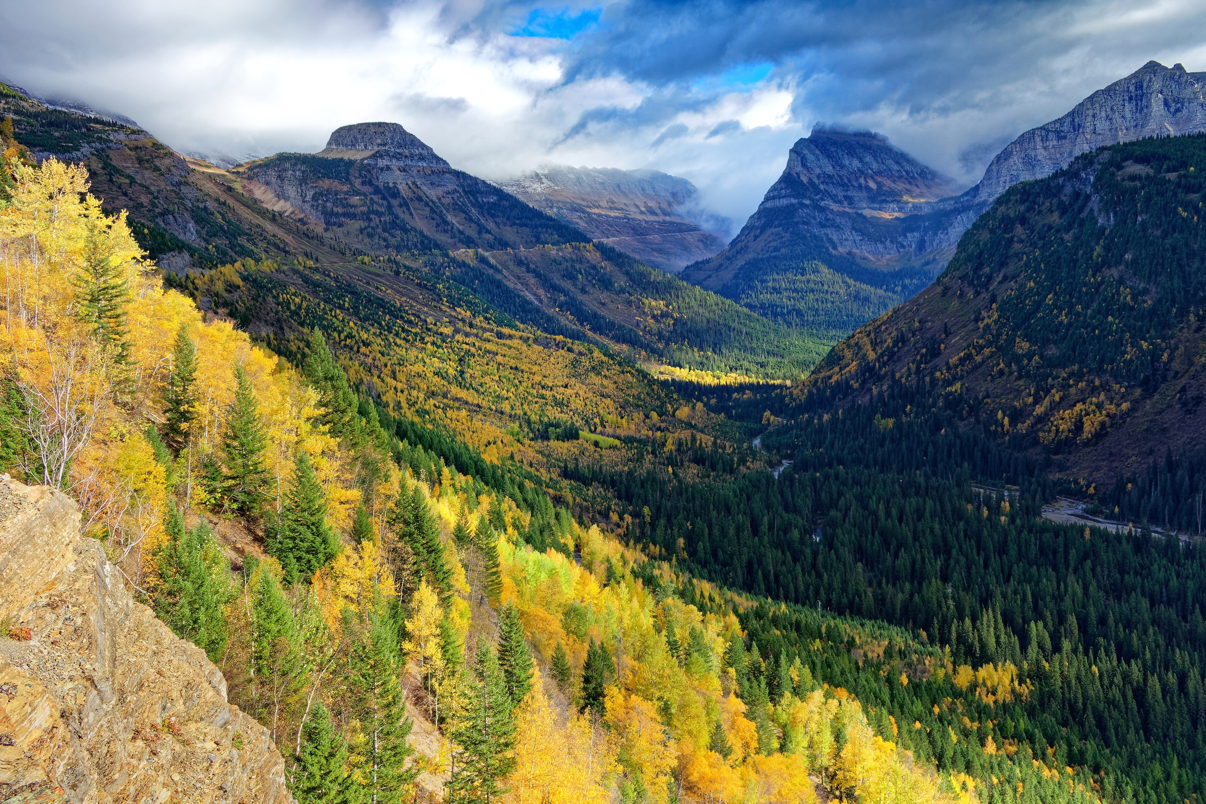 Valley 4K Forest Fall Landscape Mountain HD Wallpaper