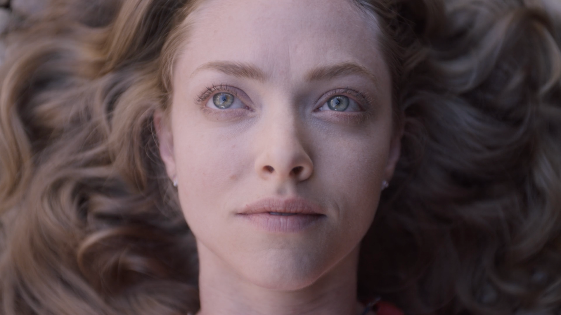 Amanda Seyfried in A Mouthful of Air HD Wallpaper