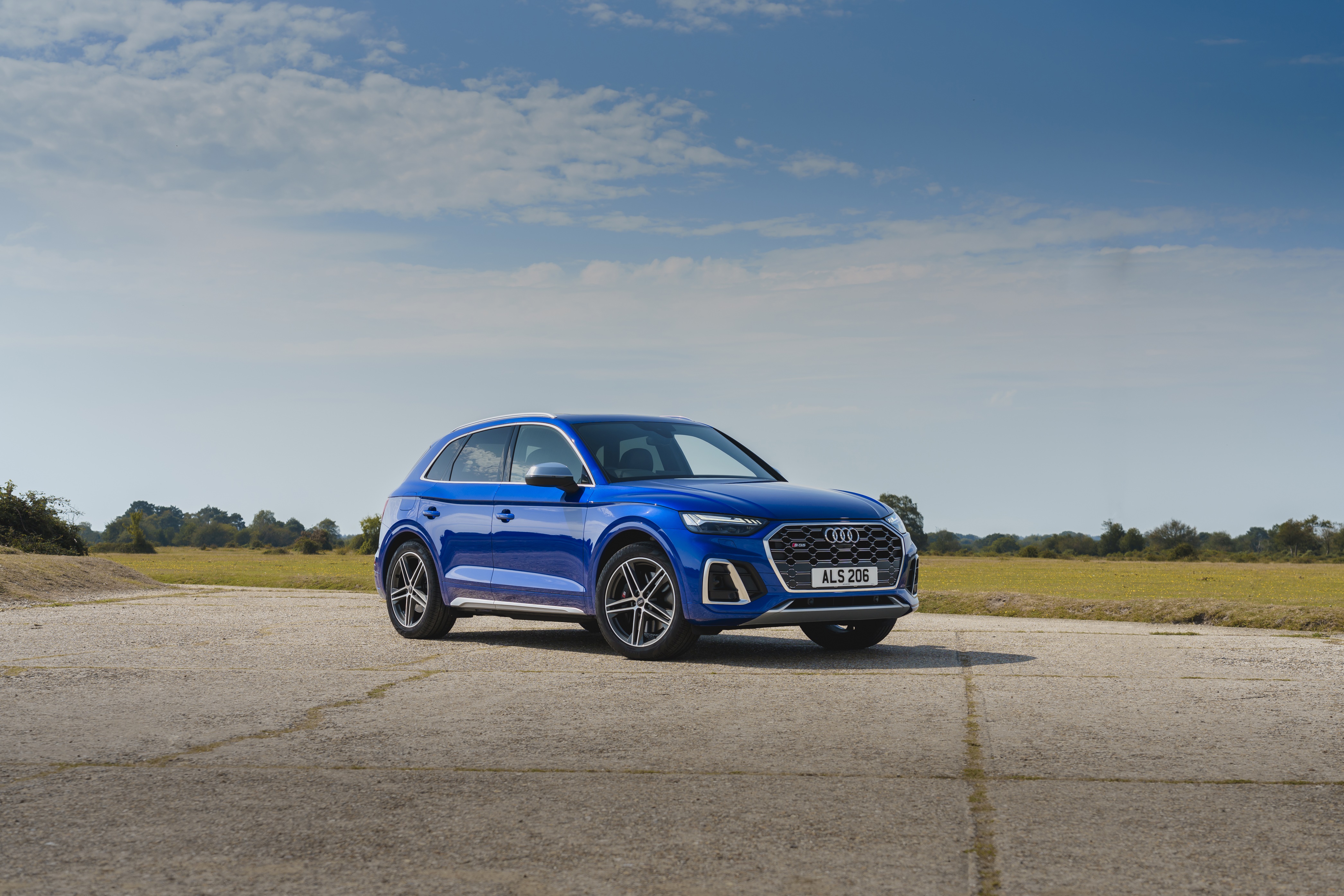 Blue Audi SQ5 TDI 4K SUV HD Wallpaper
