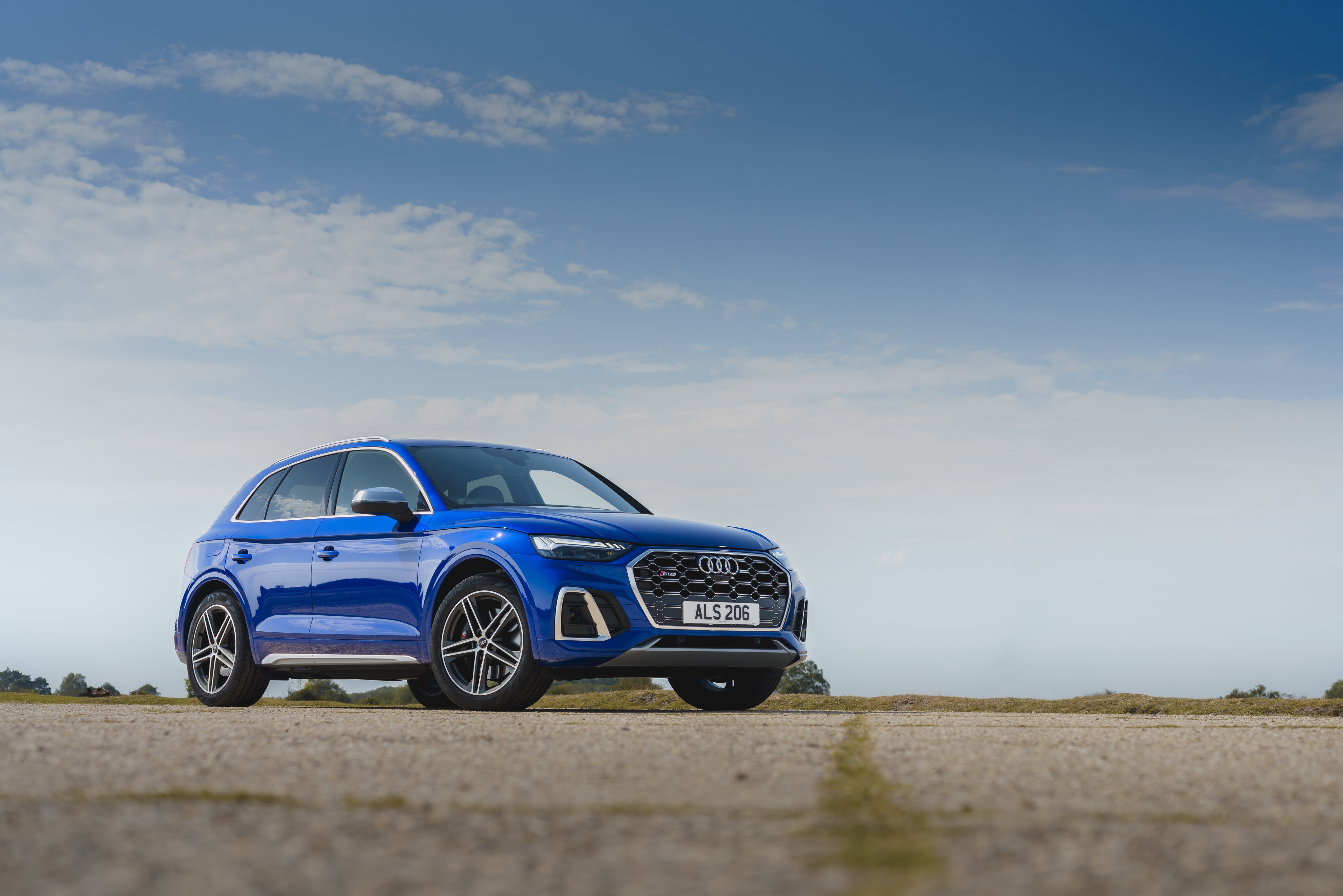 Blue Audi SQ5 TDI 4K SUV HD Wallpaper