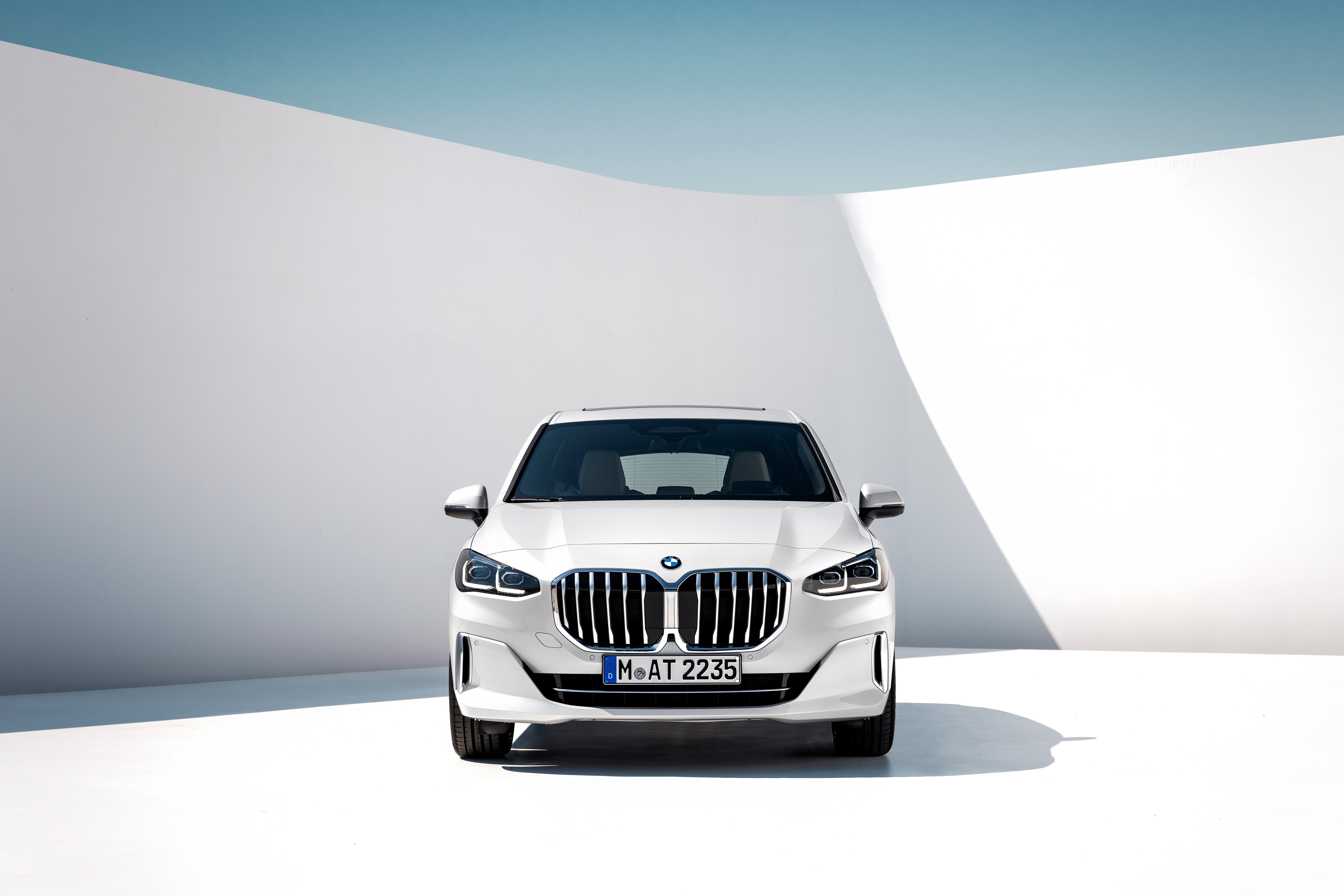 BMW 223i Active Tourer Luxury Line HD Wallpaper