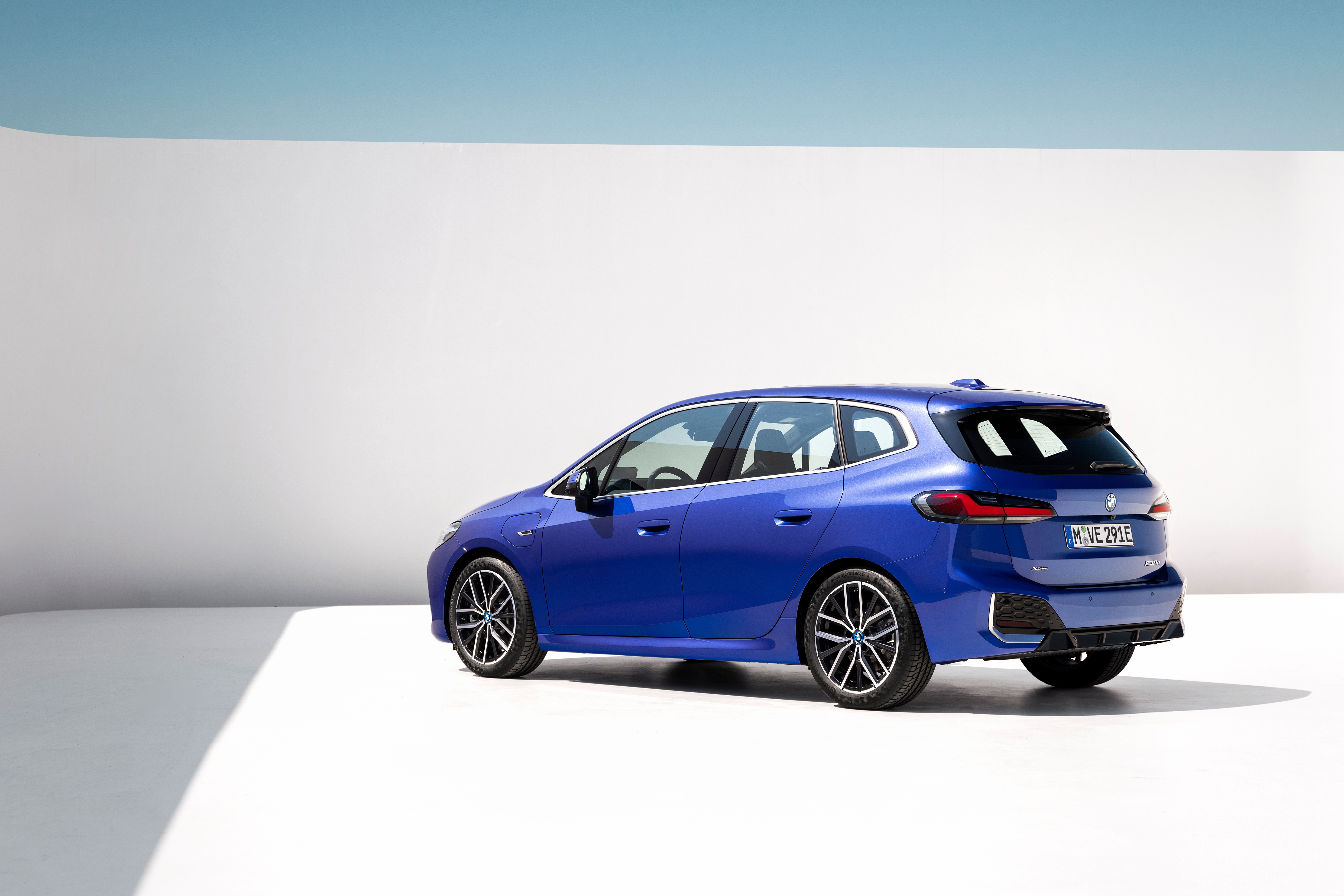 Blue BMW 230e XDrive Active Tourer M Sport 4K HD Wallpaper