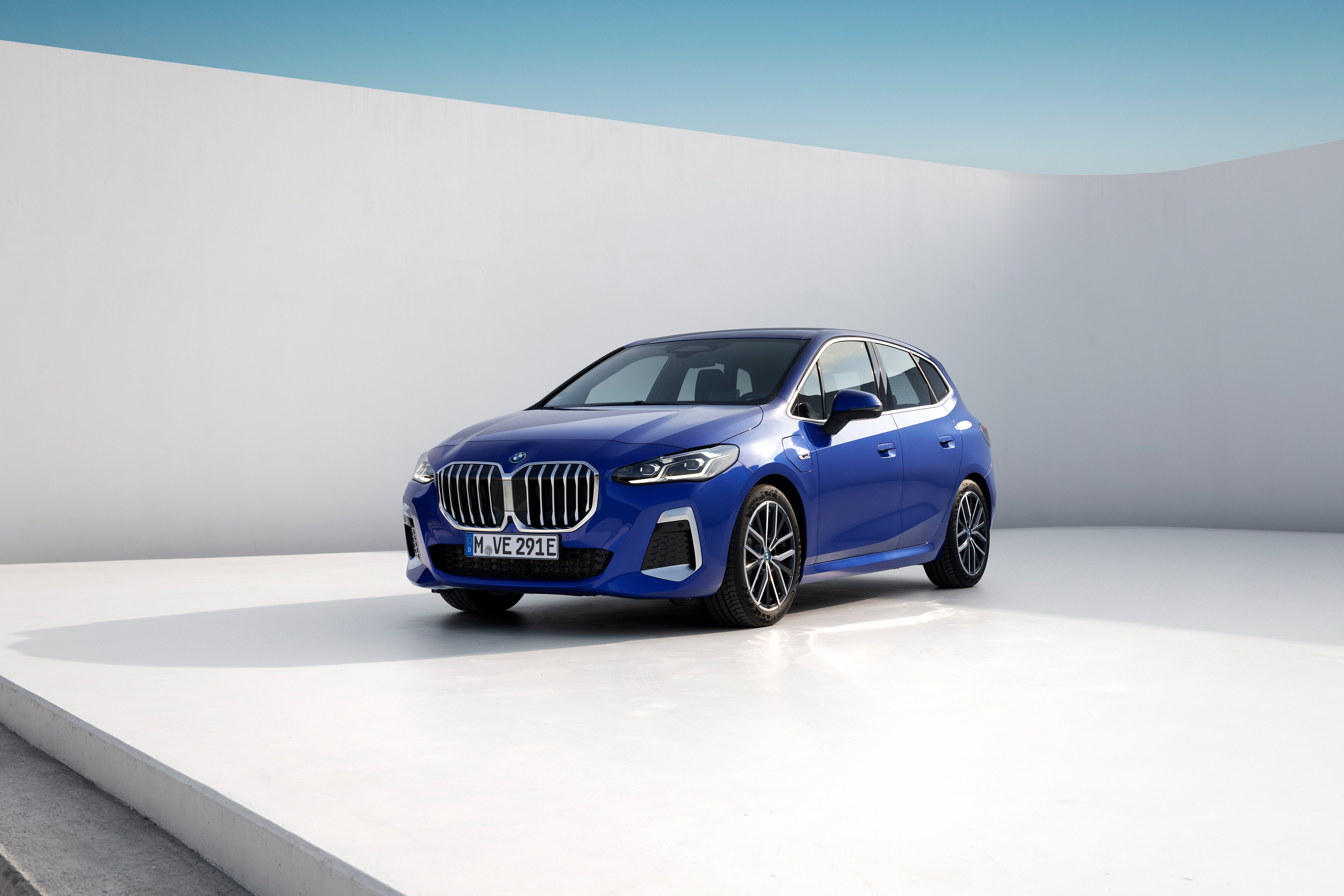 BMW 230e XDrive Active Tourer M Sport HD Wallpaper