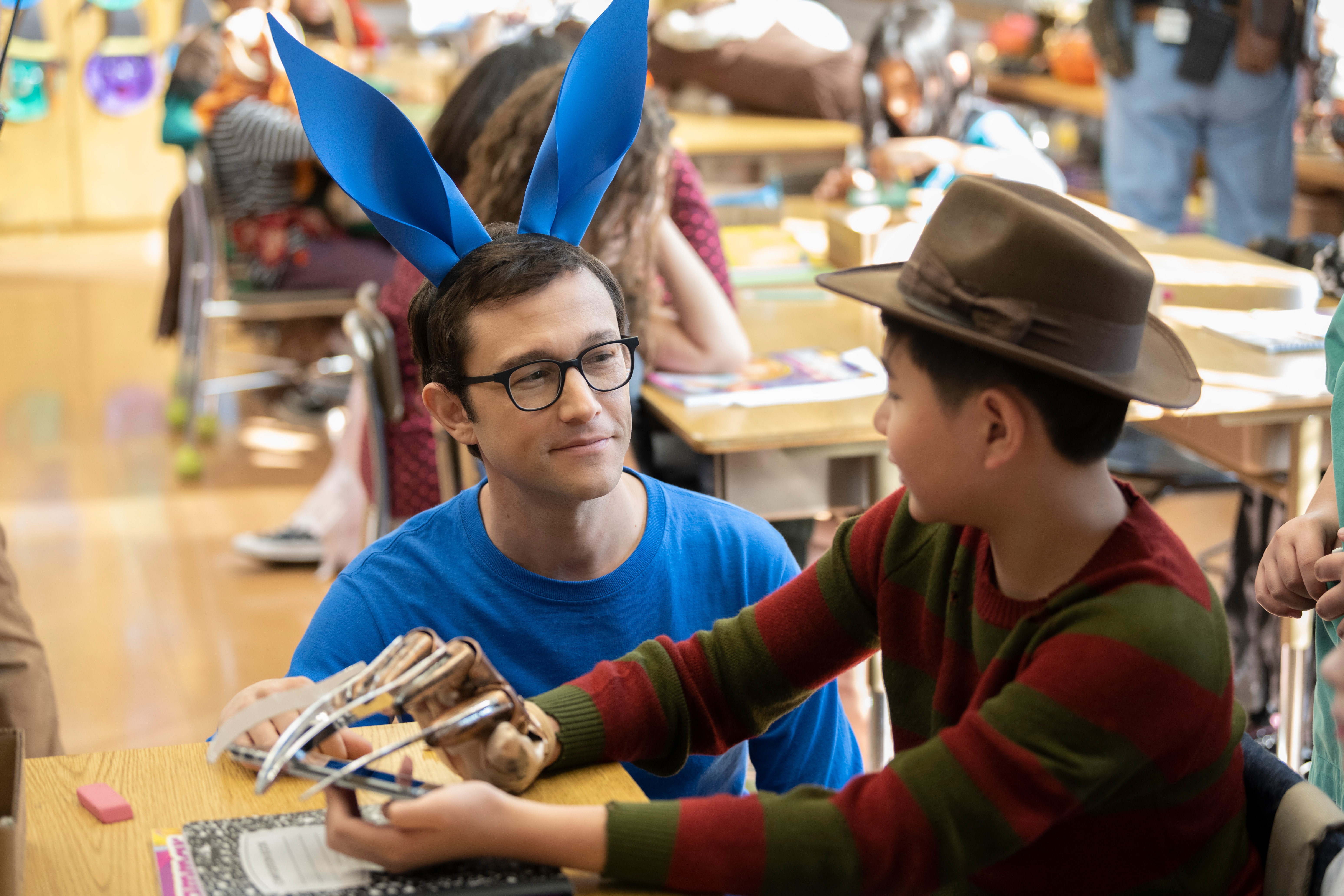 Joseph Gordon-Levitt in Mr. Corman 4K HD Wallpaper