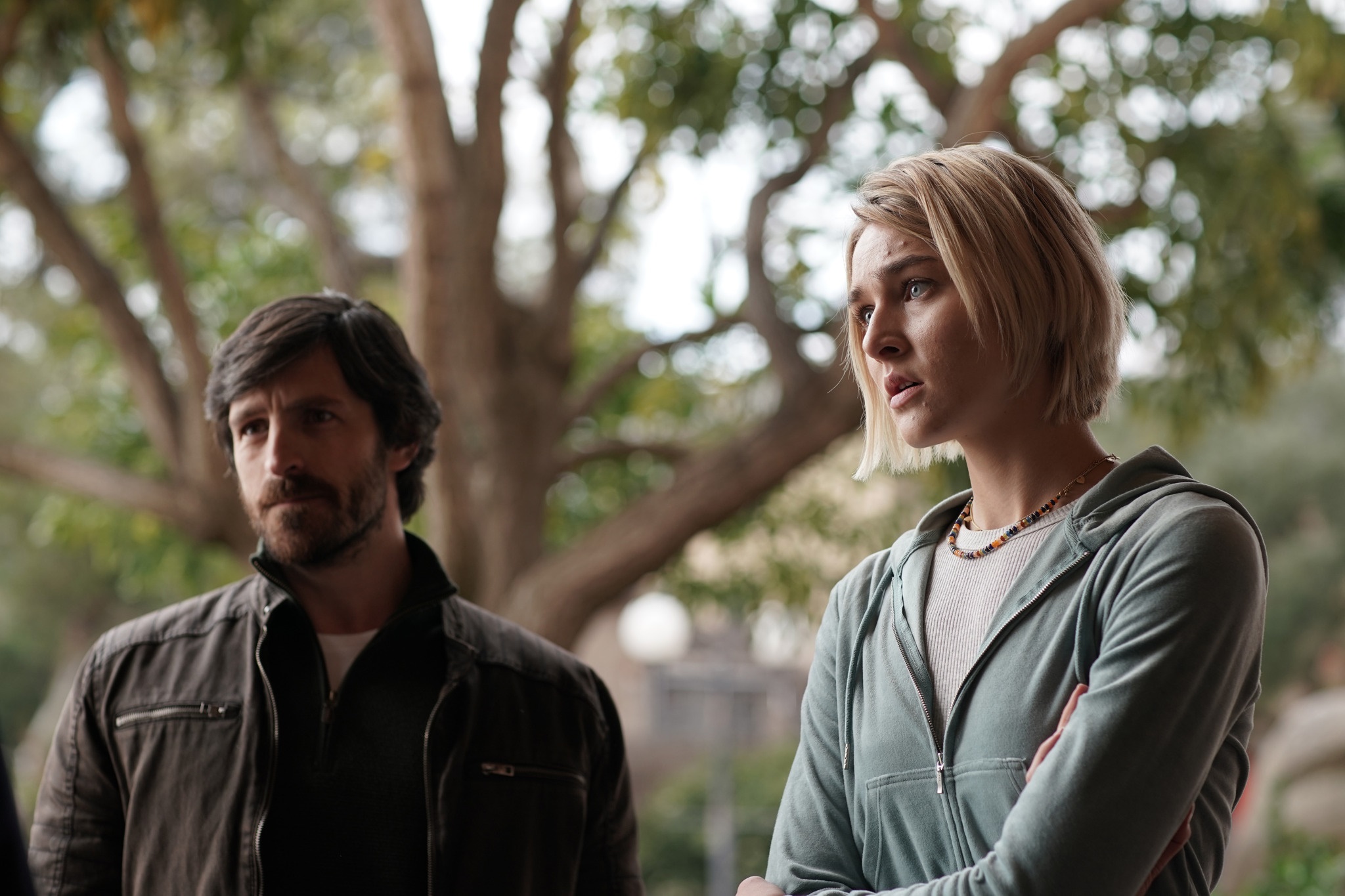Eoin Macken and Zyra Gorecki from La Brea HD Wallpaper