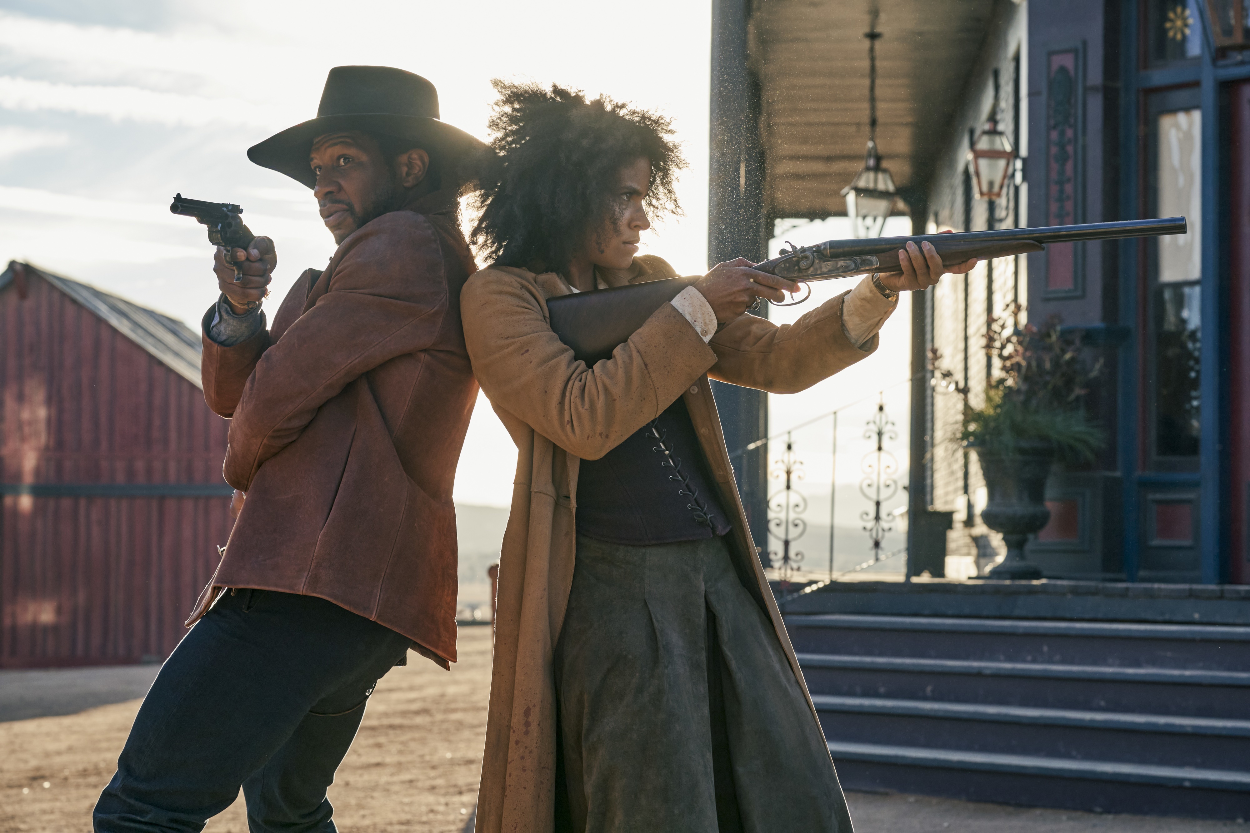 Jonathan Majors and Zazie Beetz from The Harder They Fall 4K HD Wallpaper