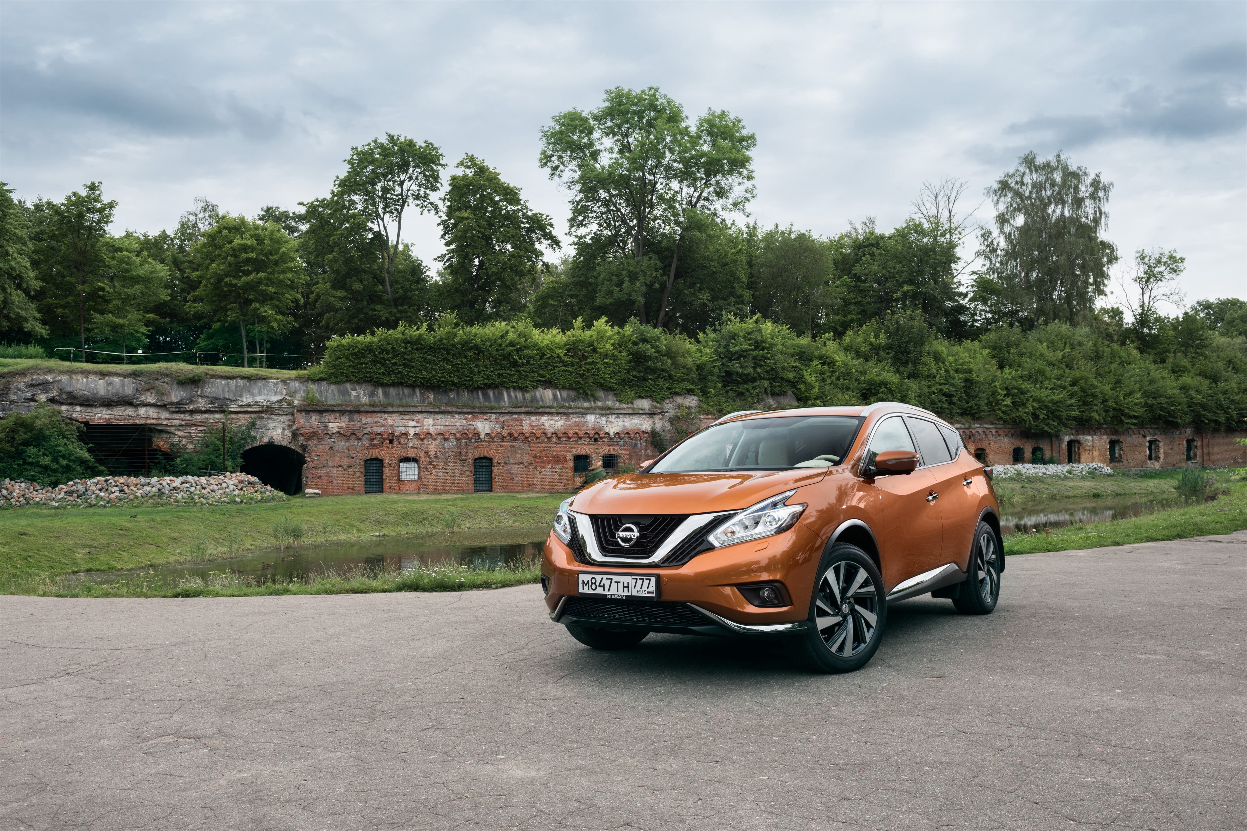 Orange Nissan Murano 4K HD Wallpaper