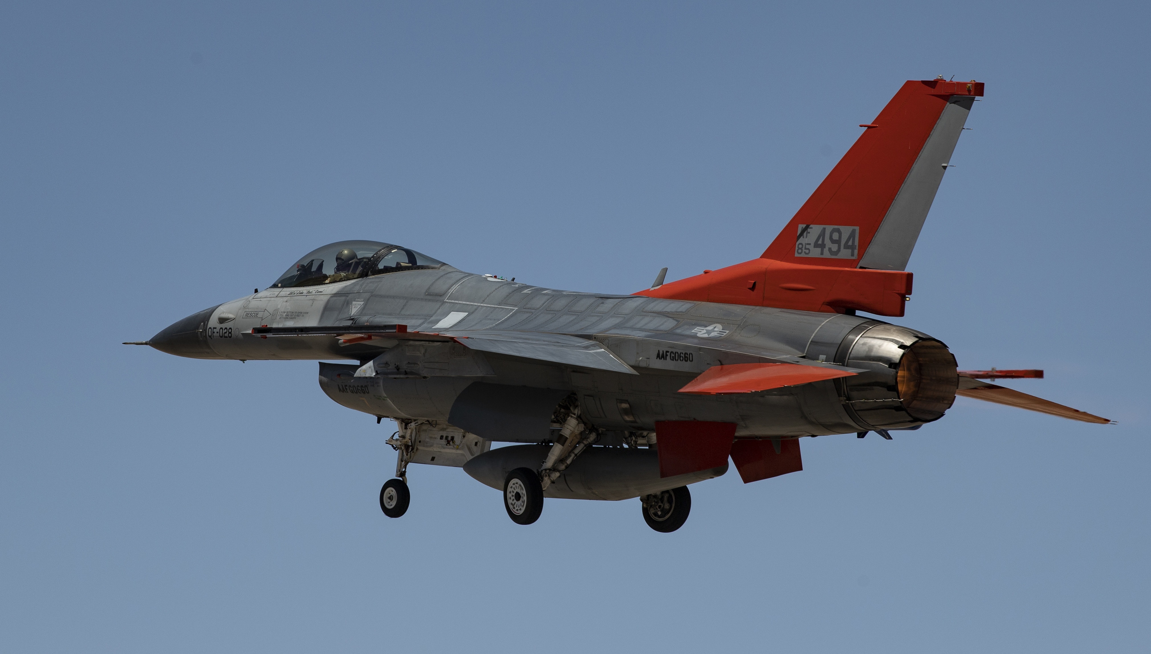 General Dynamics F-16 Fighting Falcon 4K HD Wallpaper