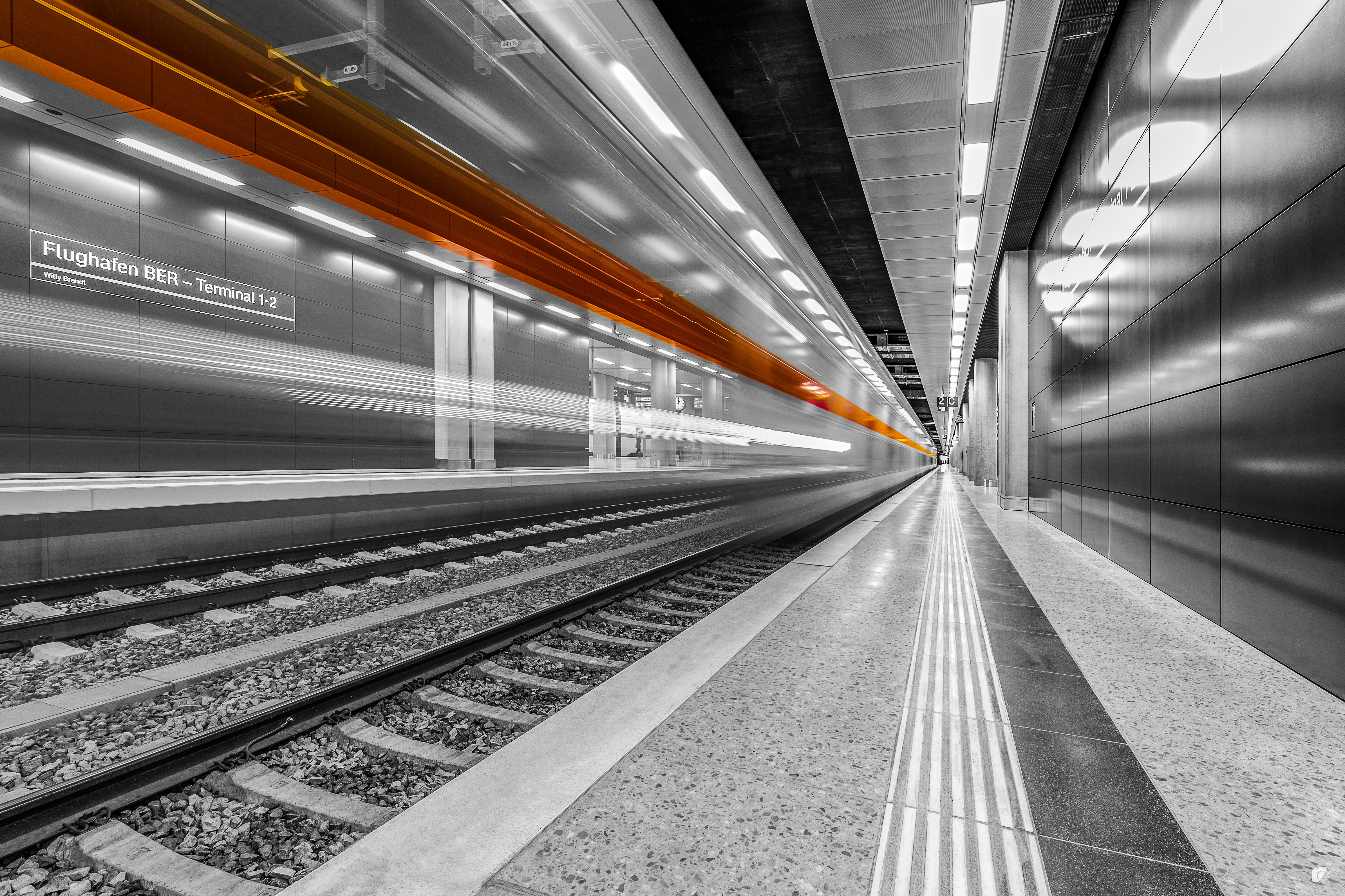 Train at BER Airport Terminal 1-2 Station HD Wallpaper