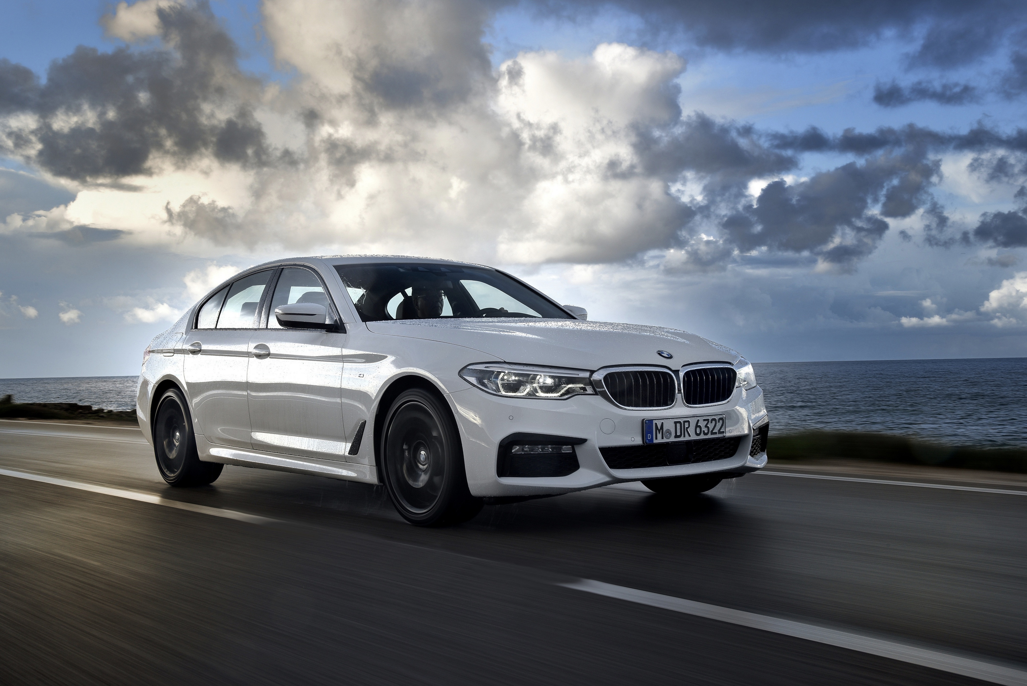 White BMW 5 Series G30 4K HD Wallpaper