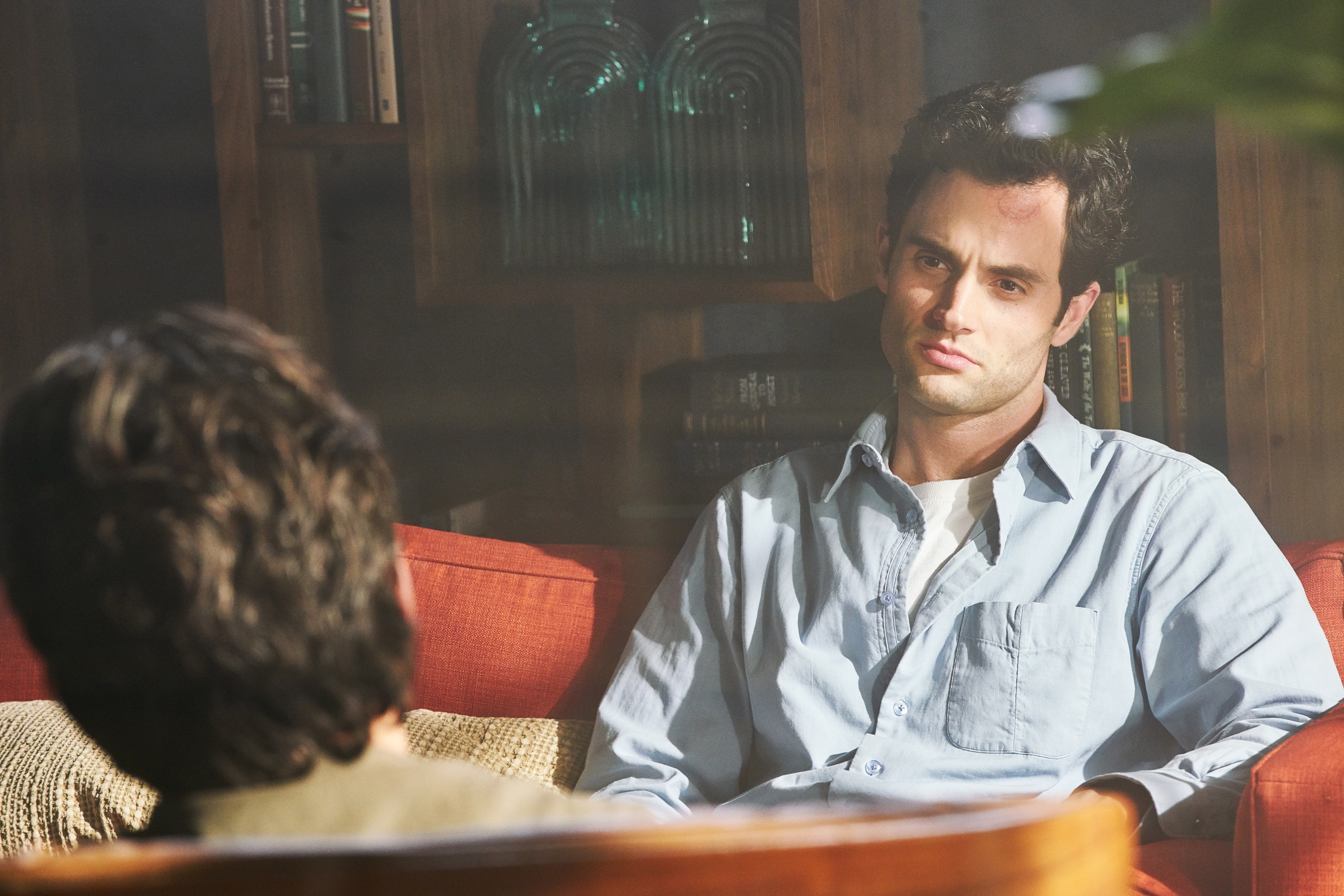 Penn Badgley in YOU HD Wallpaper