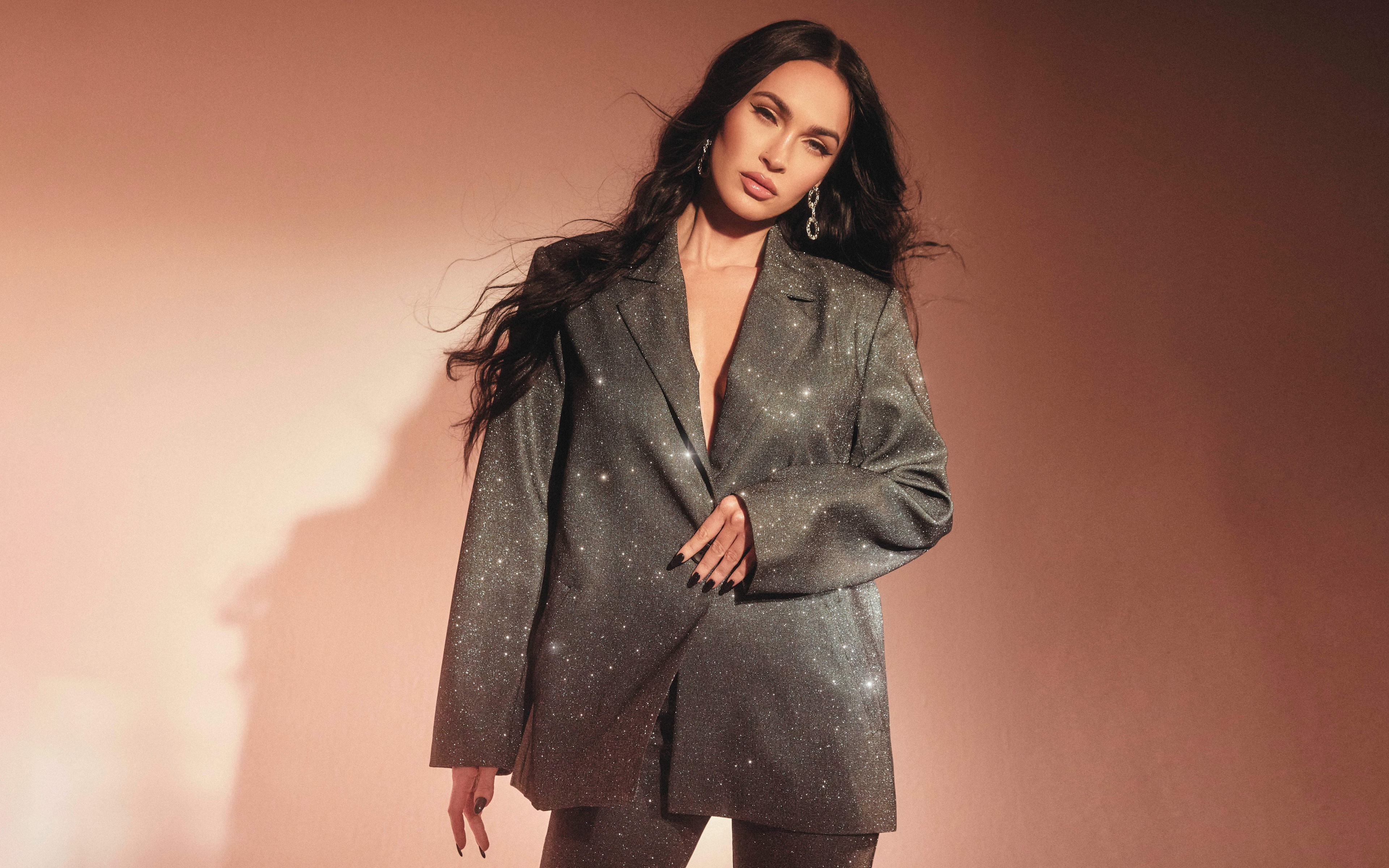 Megan Fox HD Wallpaper