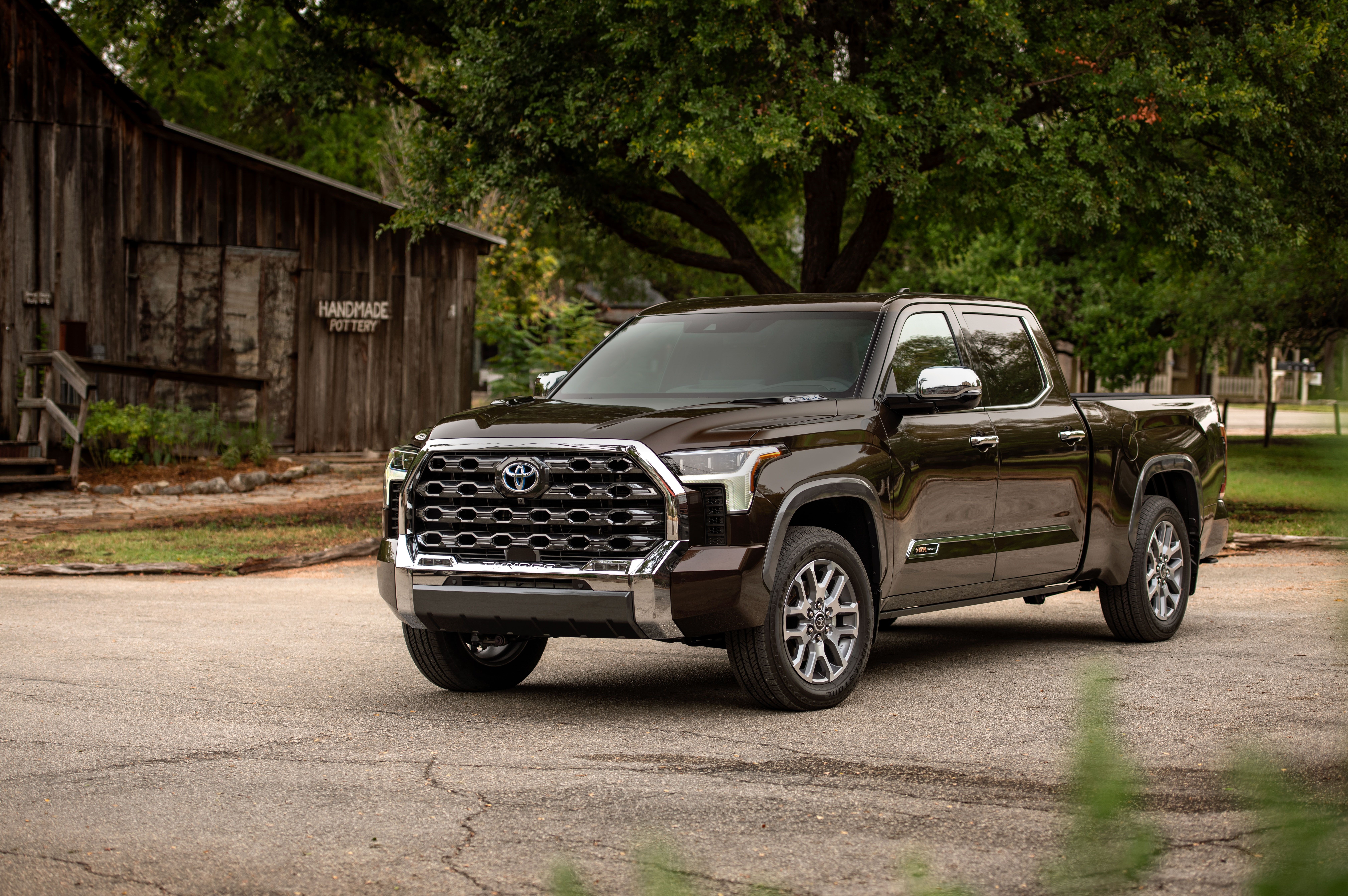 Toyota Tundra CrewMax 1794 Edition Truck HD Wallpaper