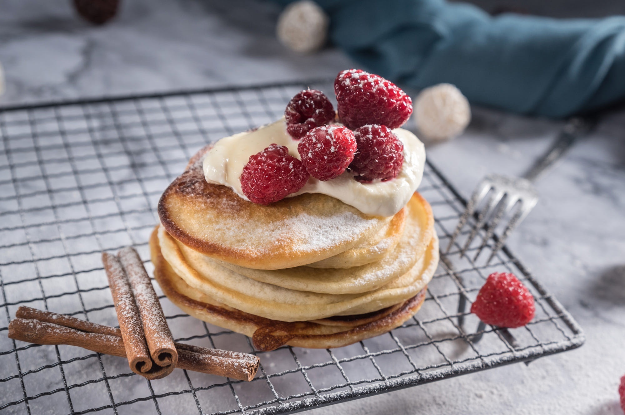 Pancakes with raspberries and cinnamon sticks HD Wallpaper
