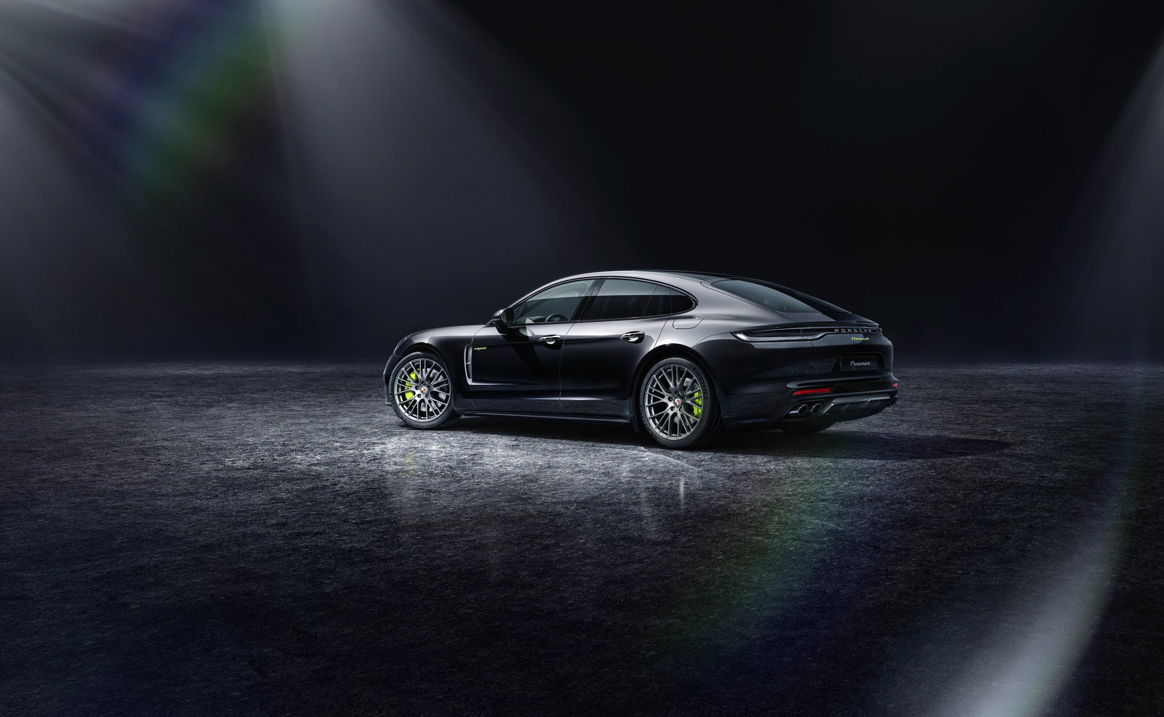 Porsche Panamera 4 E-Hybrid Platinum Edition HD Wallpaper