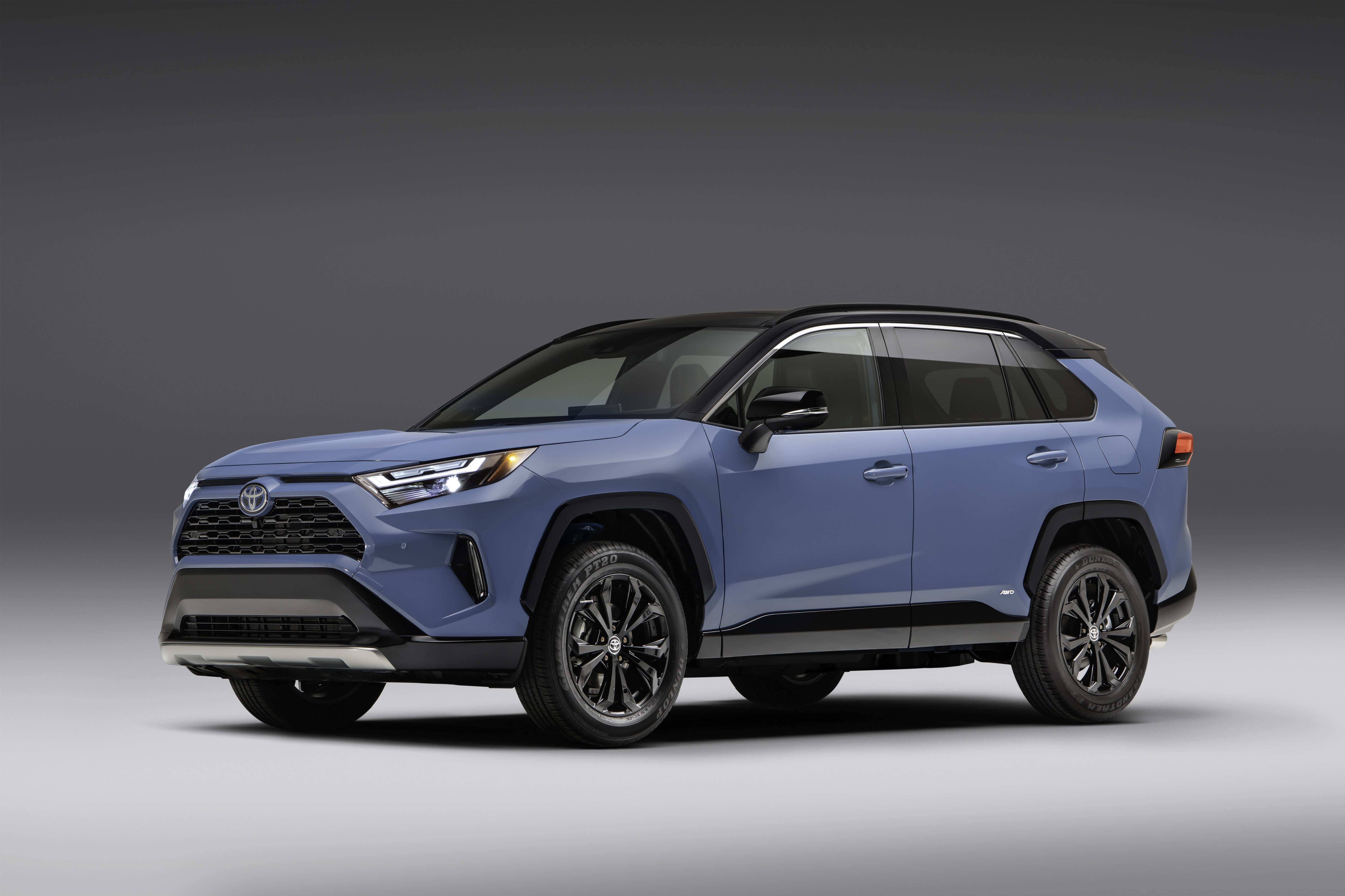 Toyota RAV4 XSE Hybrid SUV HD Wallpaper