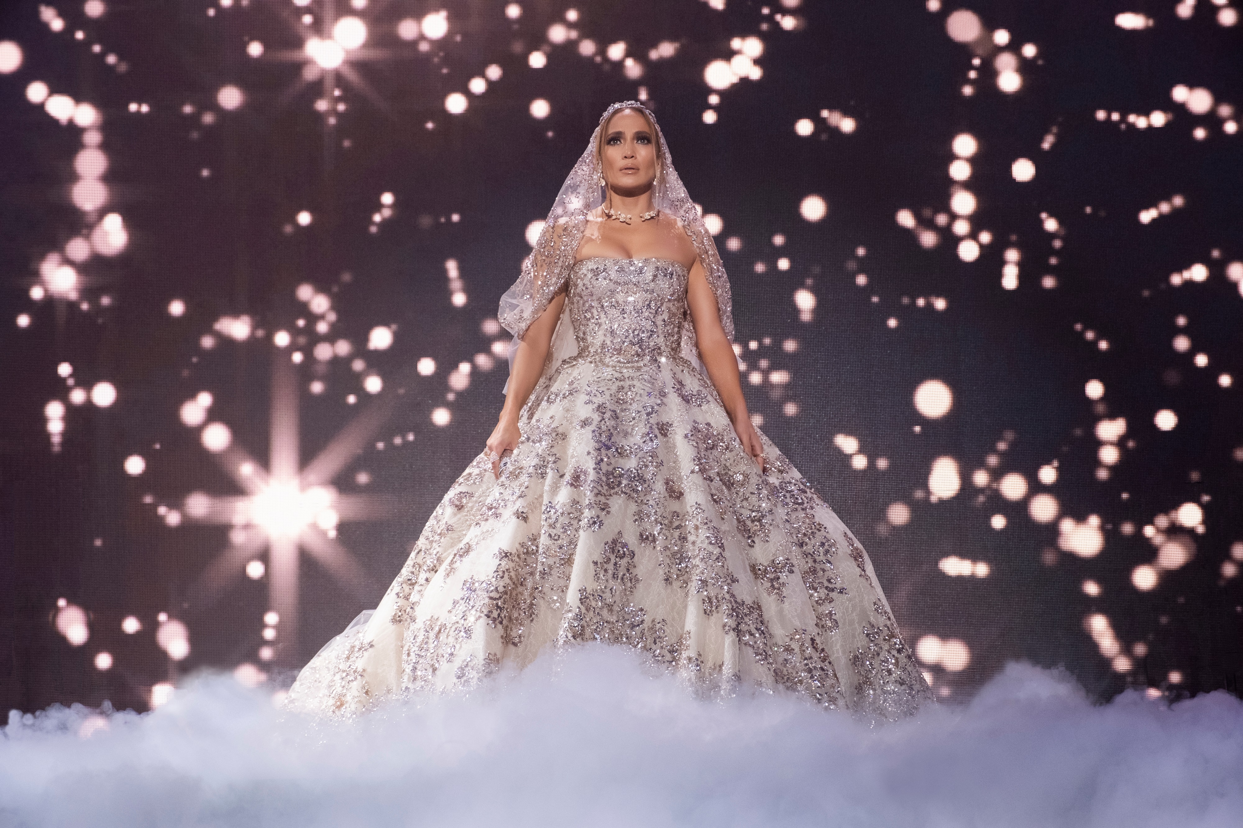 Jennifer Lopez in Marry Me 4K HD Wallpaper