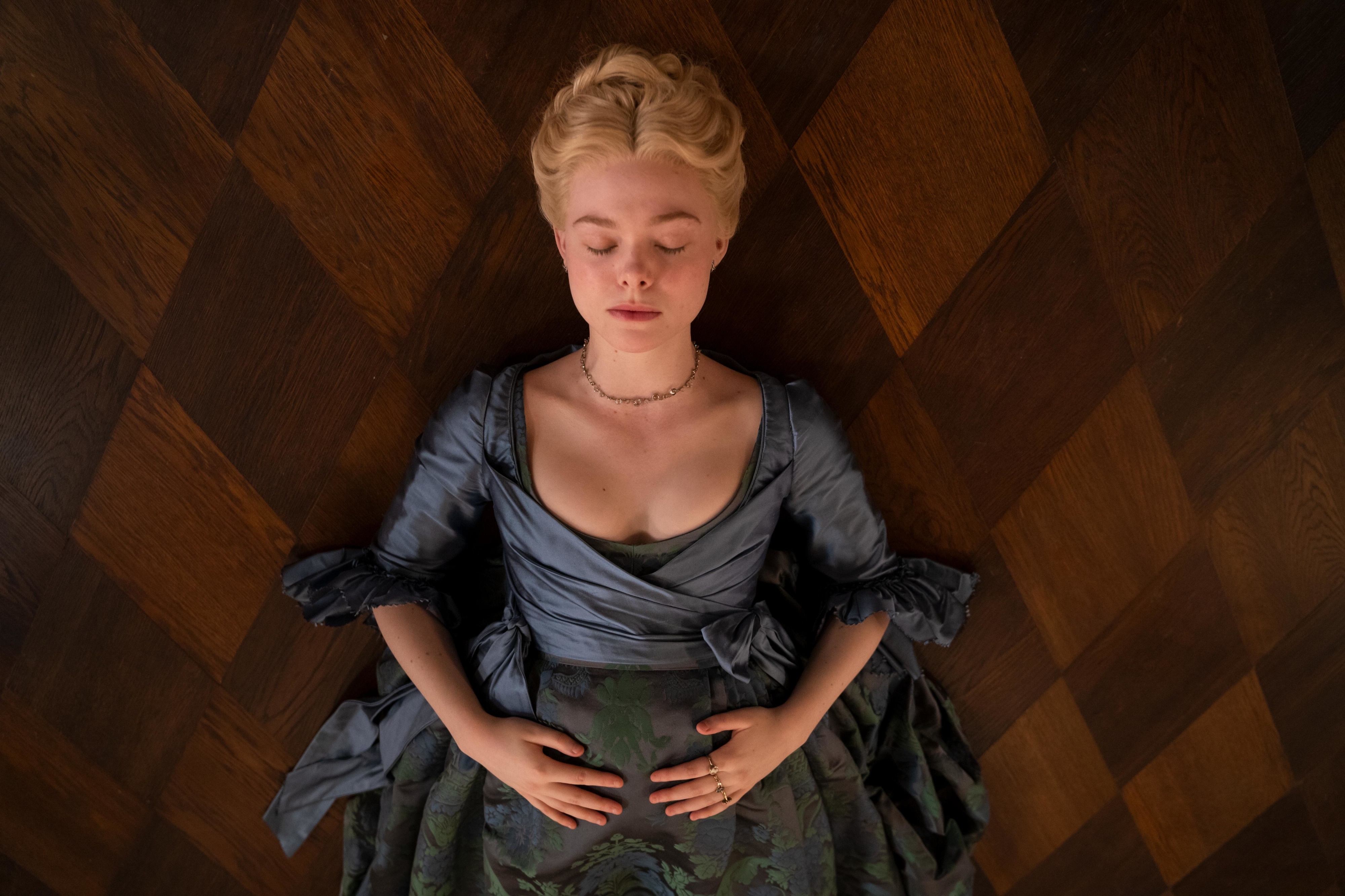 Catherine The Great Elle Fanning 4K HD Wallpaper