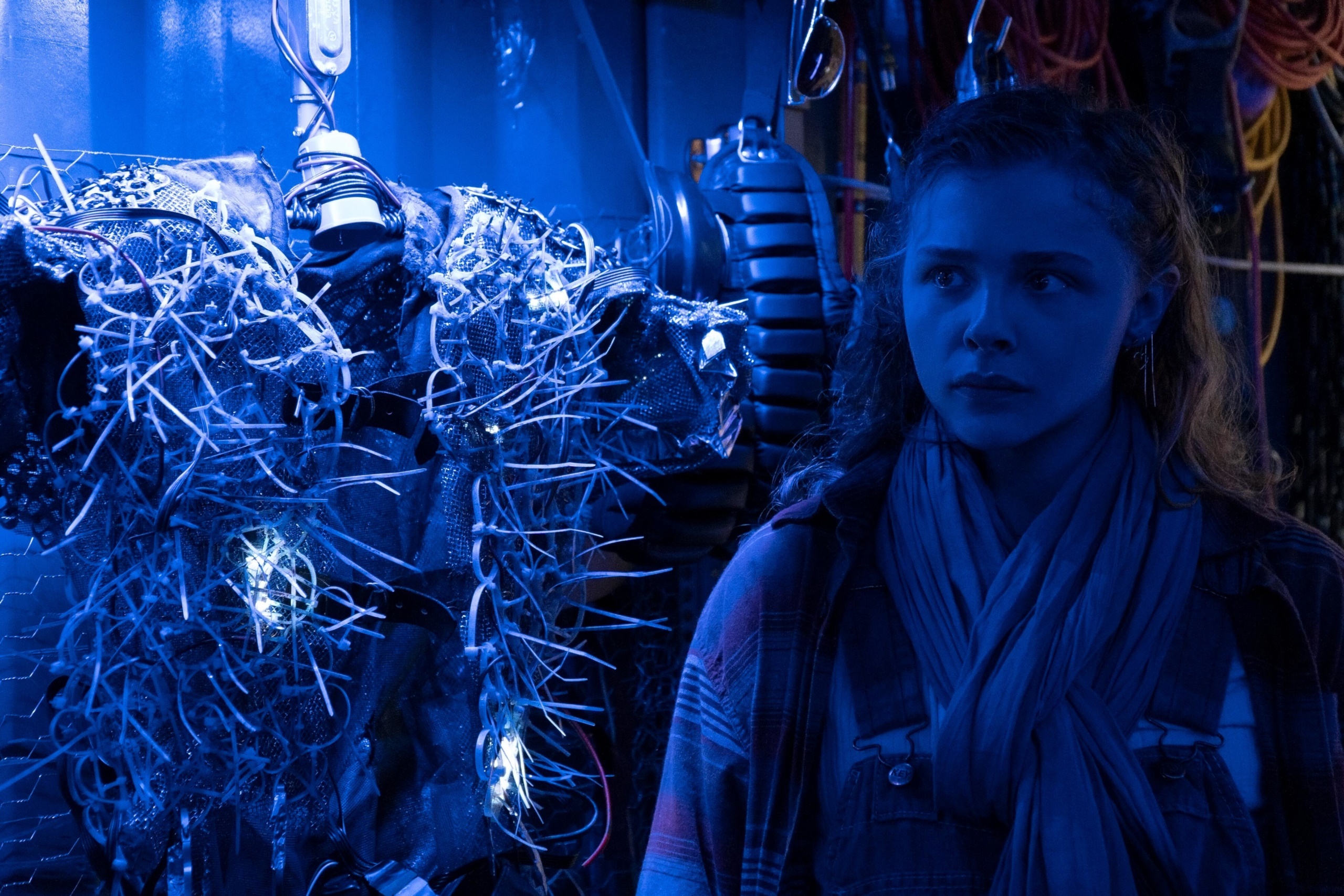 Chloë Grace Moretz in Mother/Android HD Wallpaper