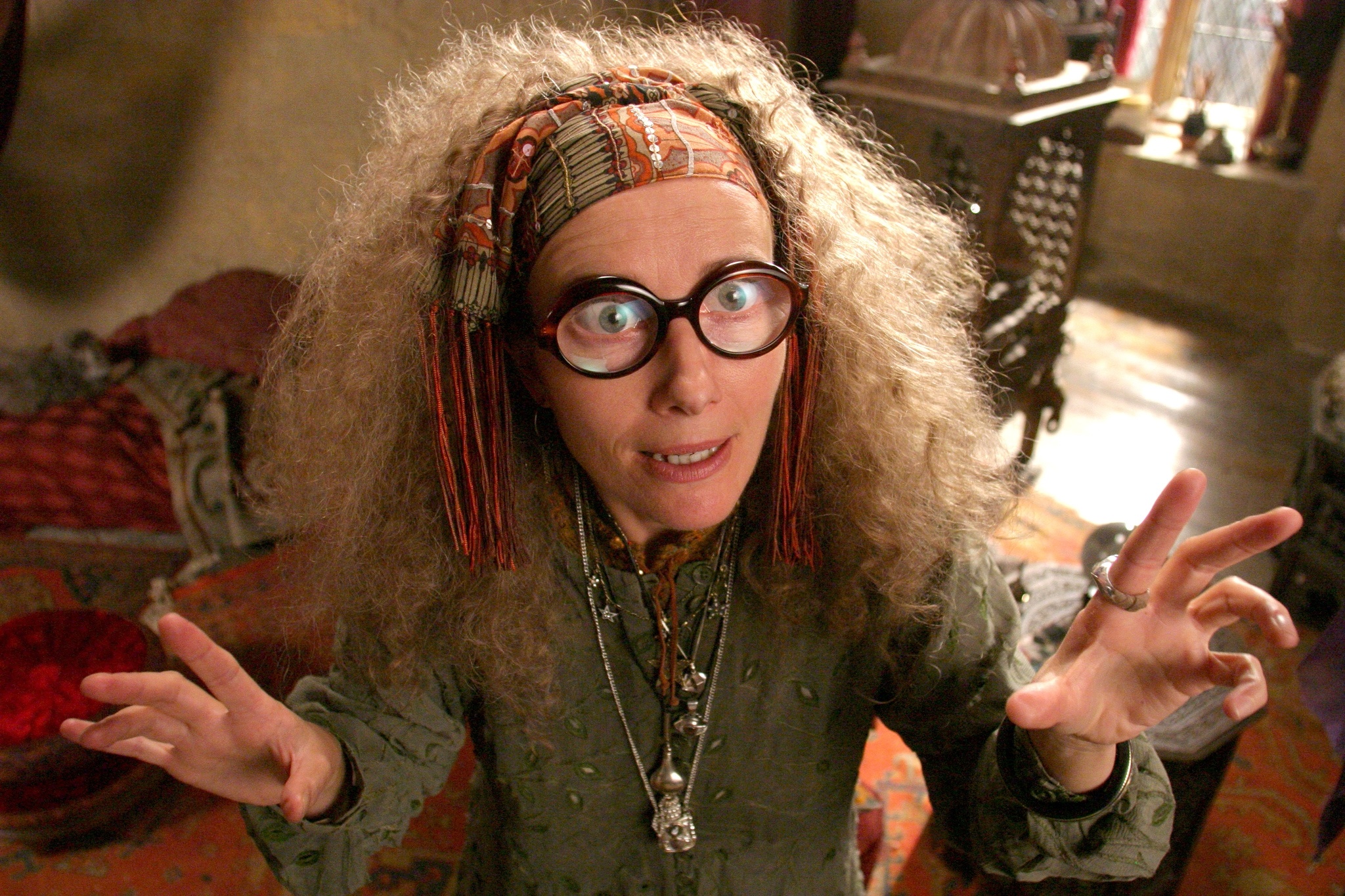 Sybill Trelawney from Harry Potter HD Wallpaper