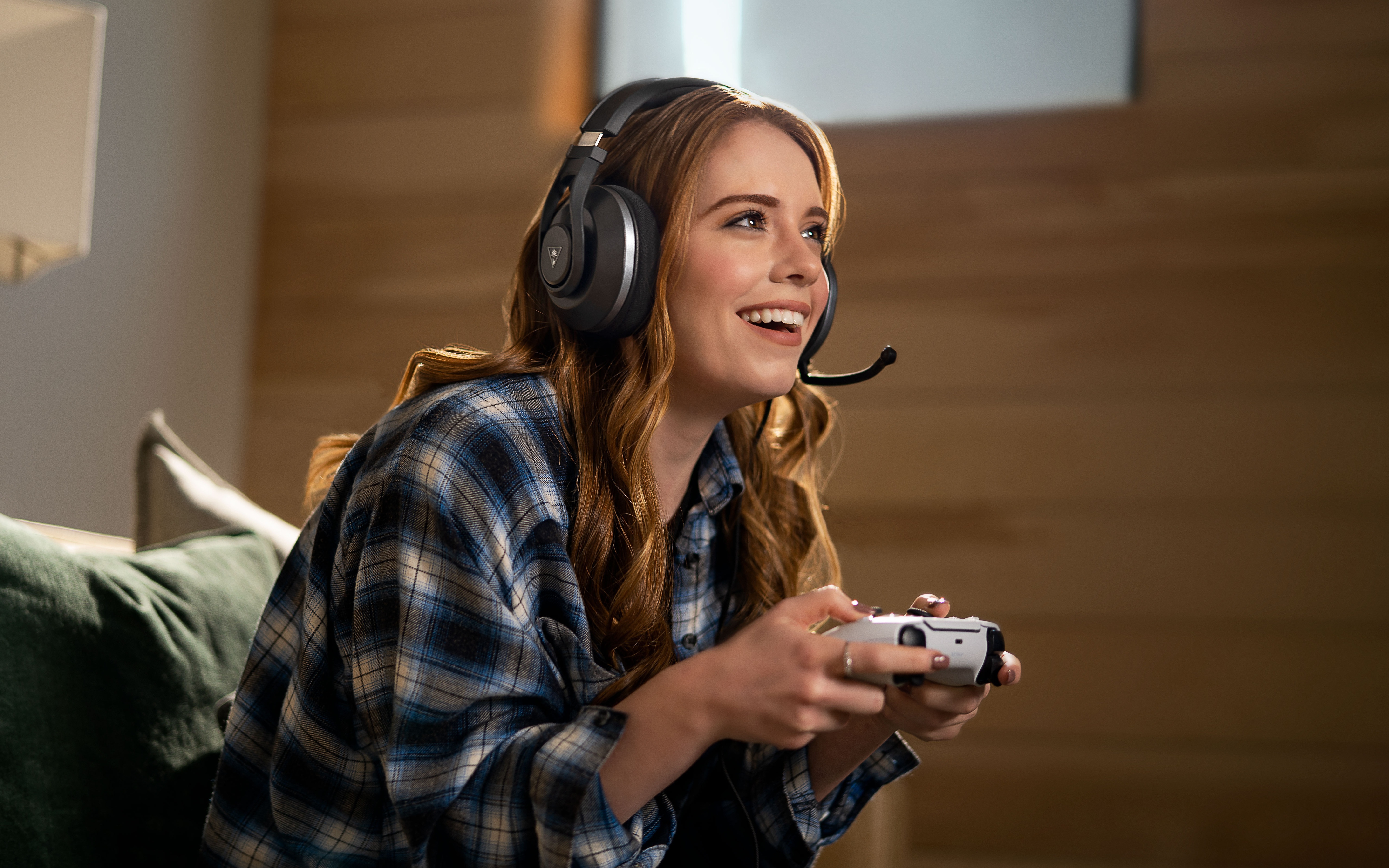 Redhead gamer with headset and controller HD Wallpaper