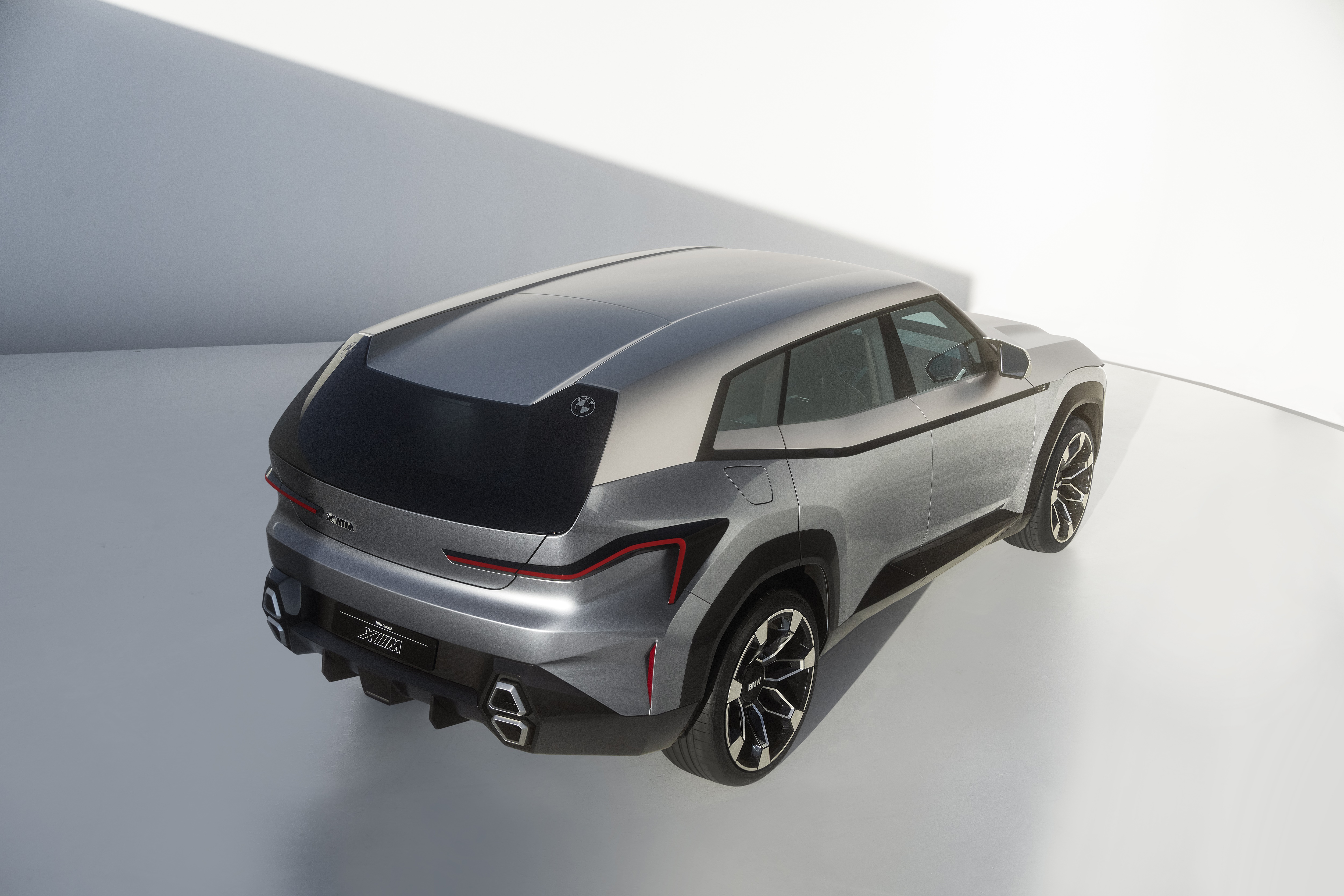 BMW Concept XM SUV 4K HD Wallpaper