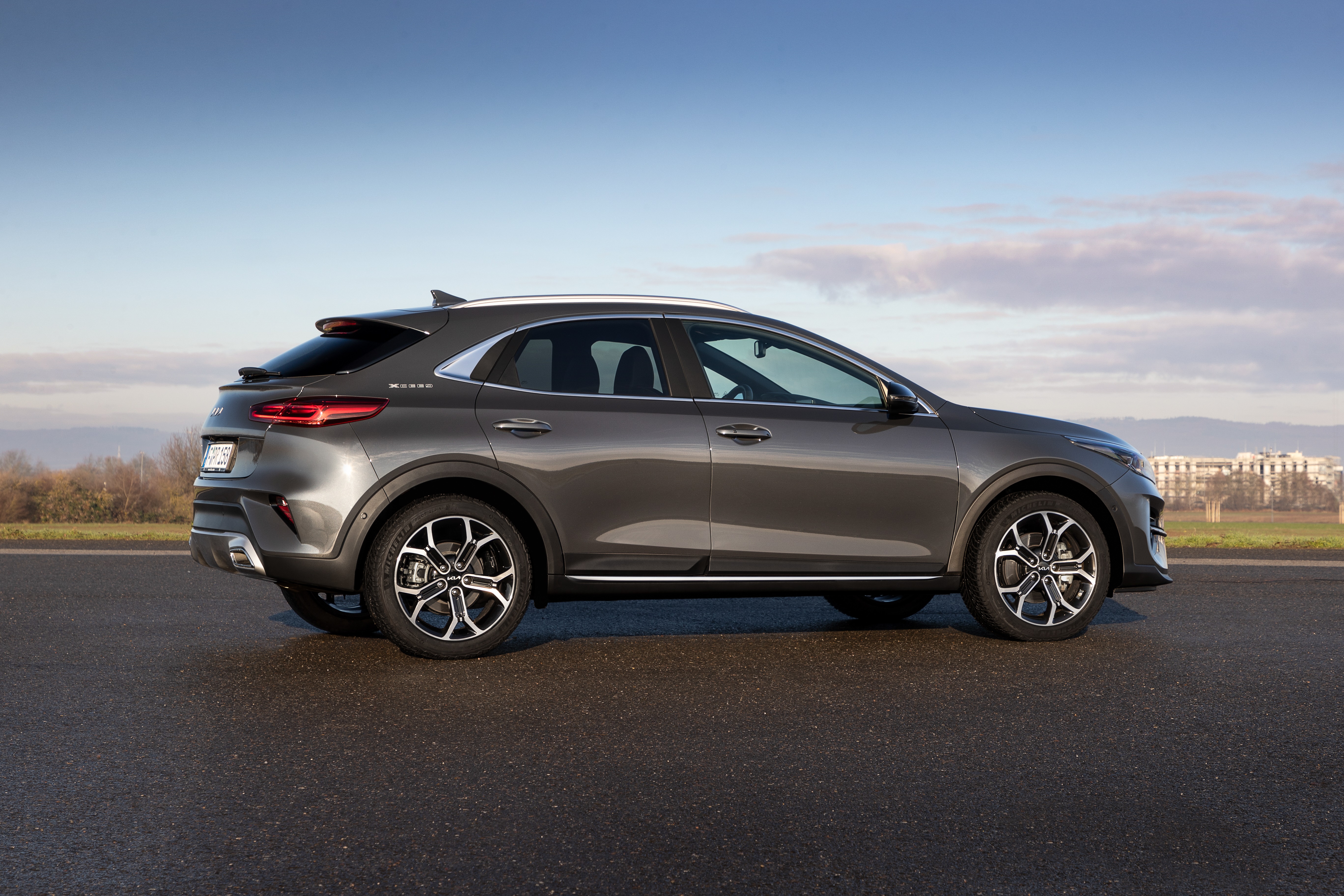 Kia XCeed SUV 4K HD Wallpaper