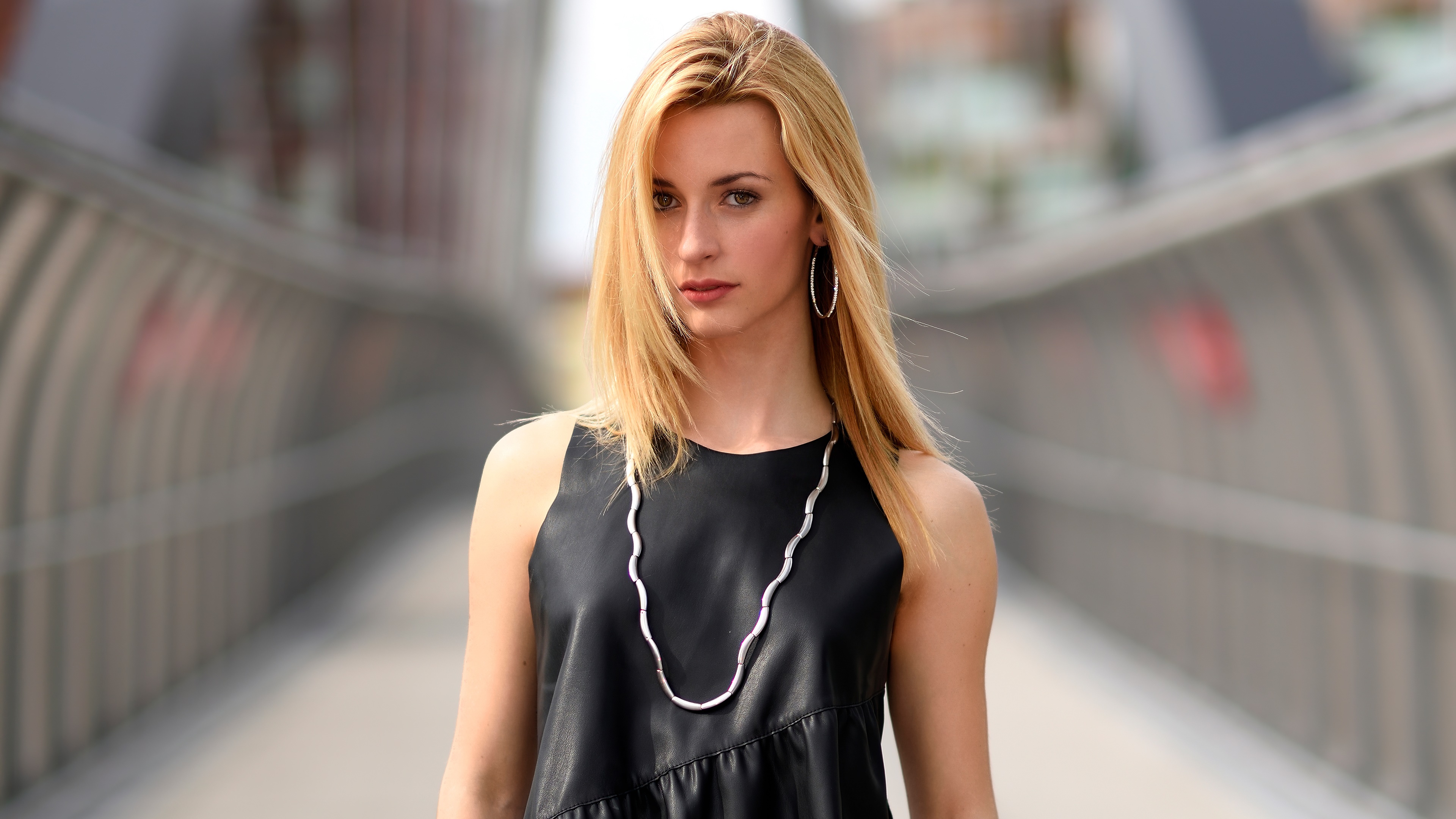 Model wearing black dress and necklace HD Wallpaper