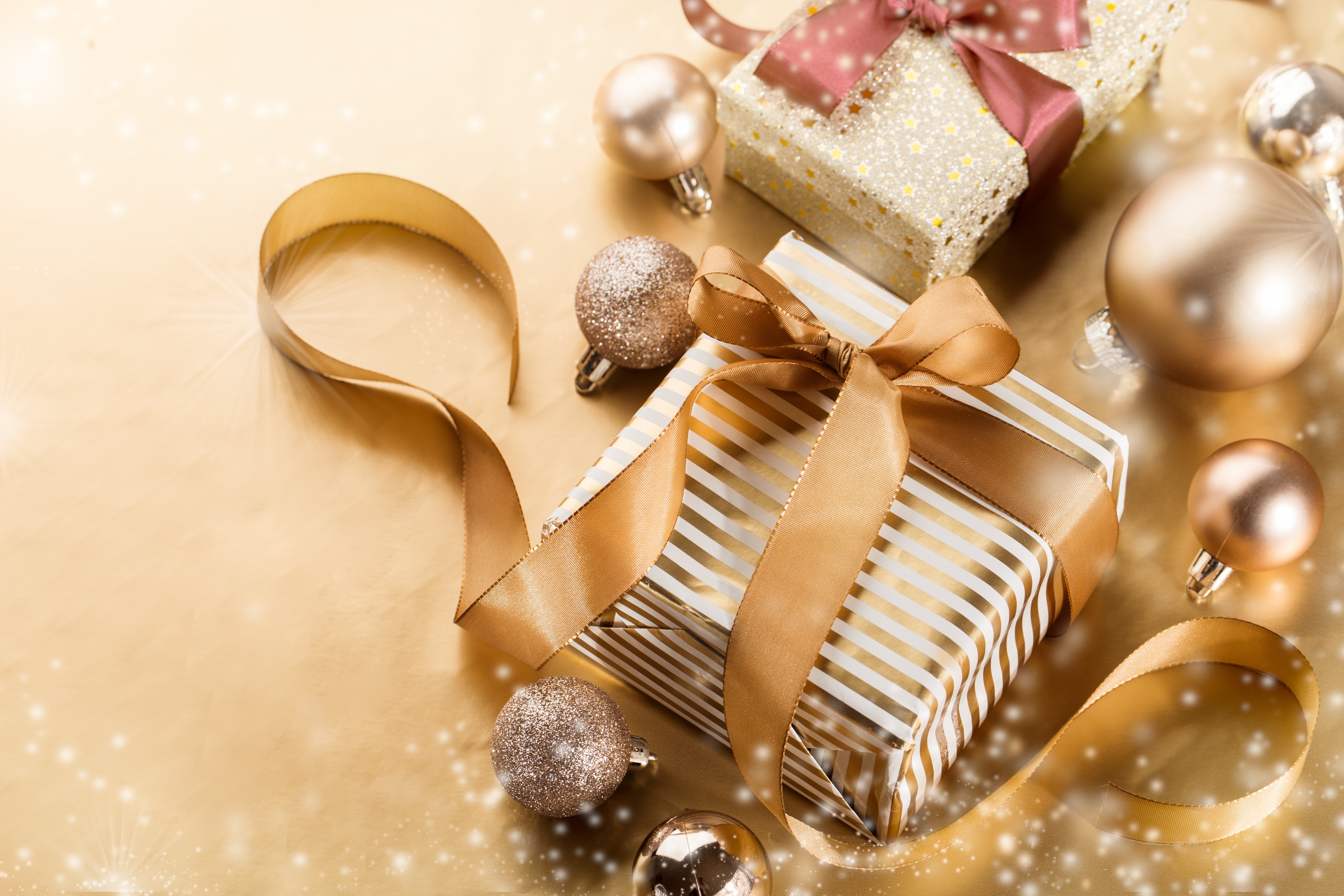 Christmas Gifts and Ornaments HD Wallpaper