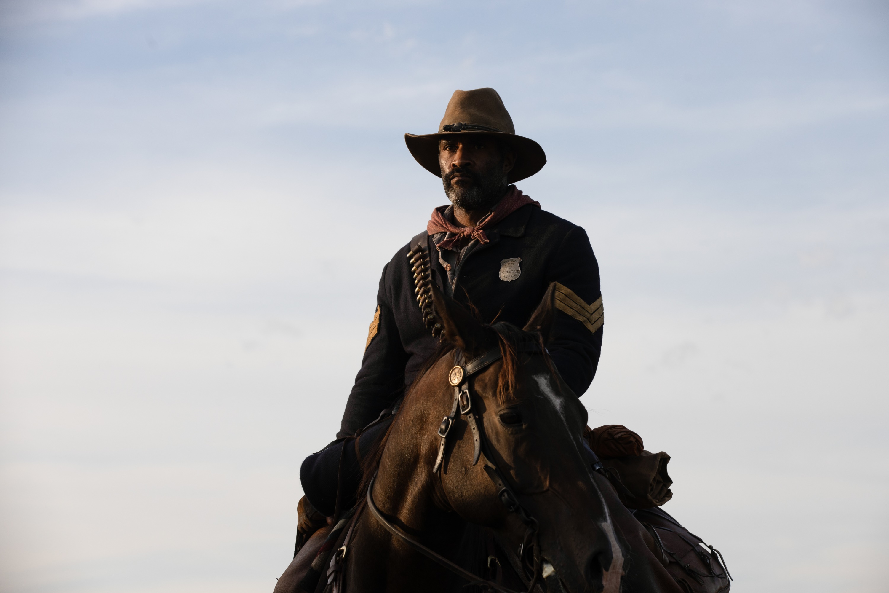 LaMonica Garrett as a soldier on horseback HD Wallpaper