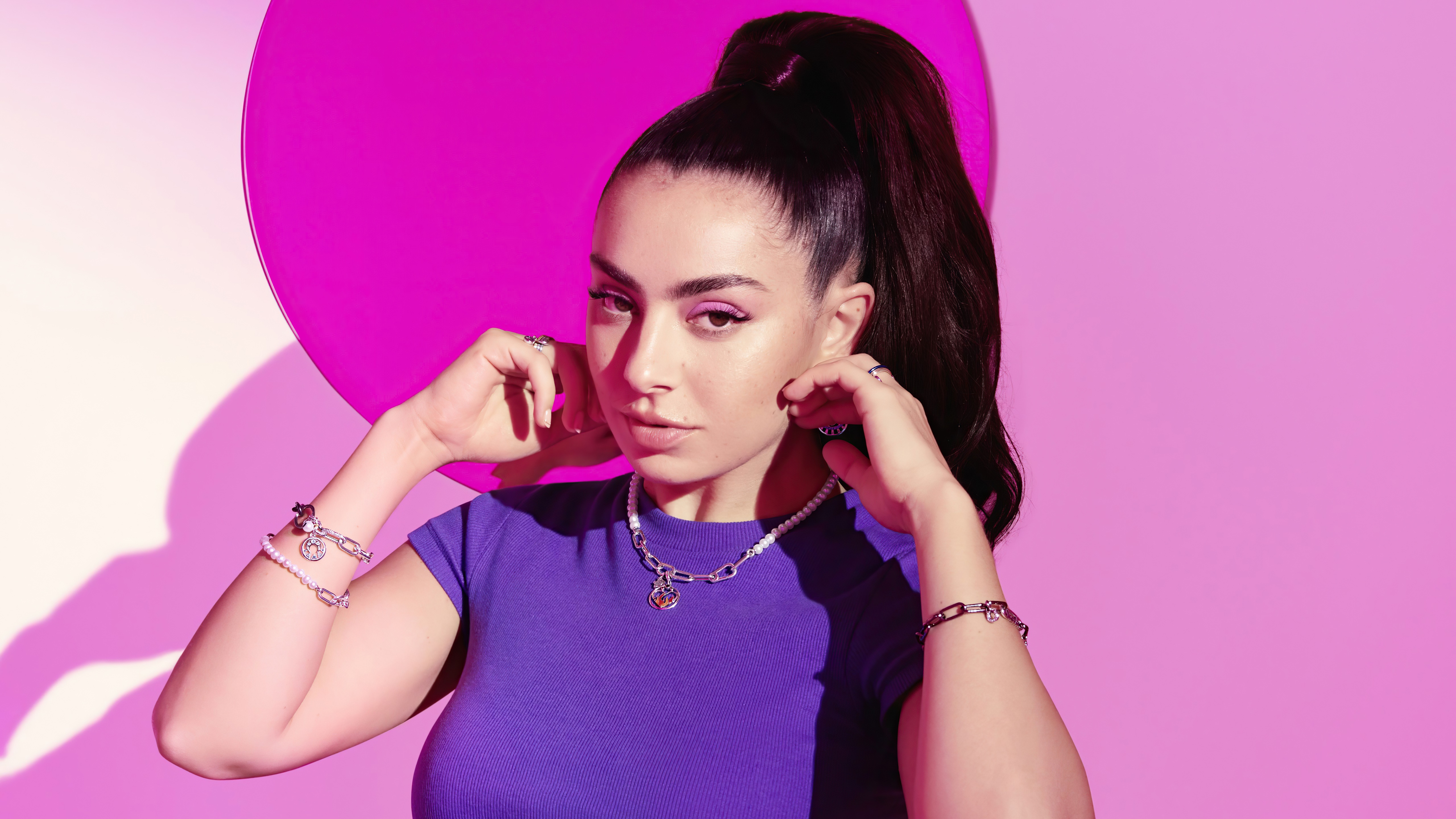 Charli XCX HD Wallpaper
