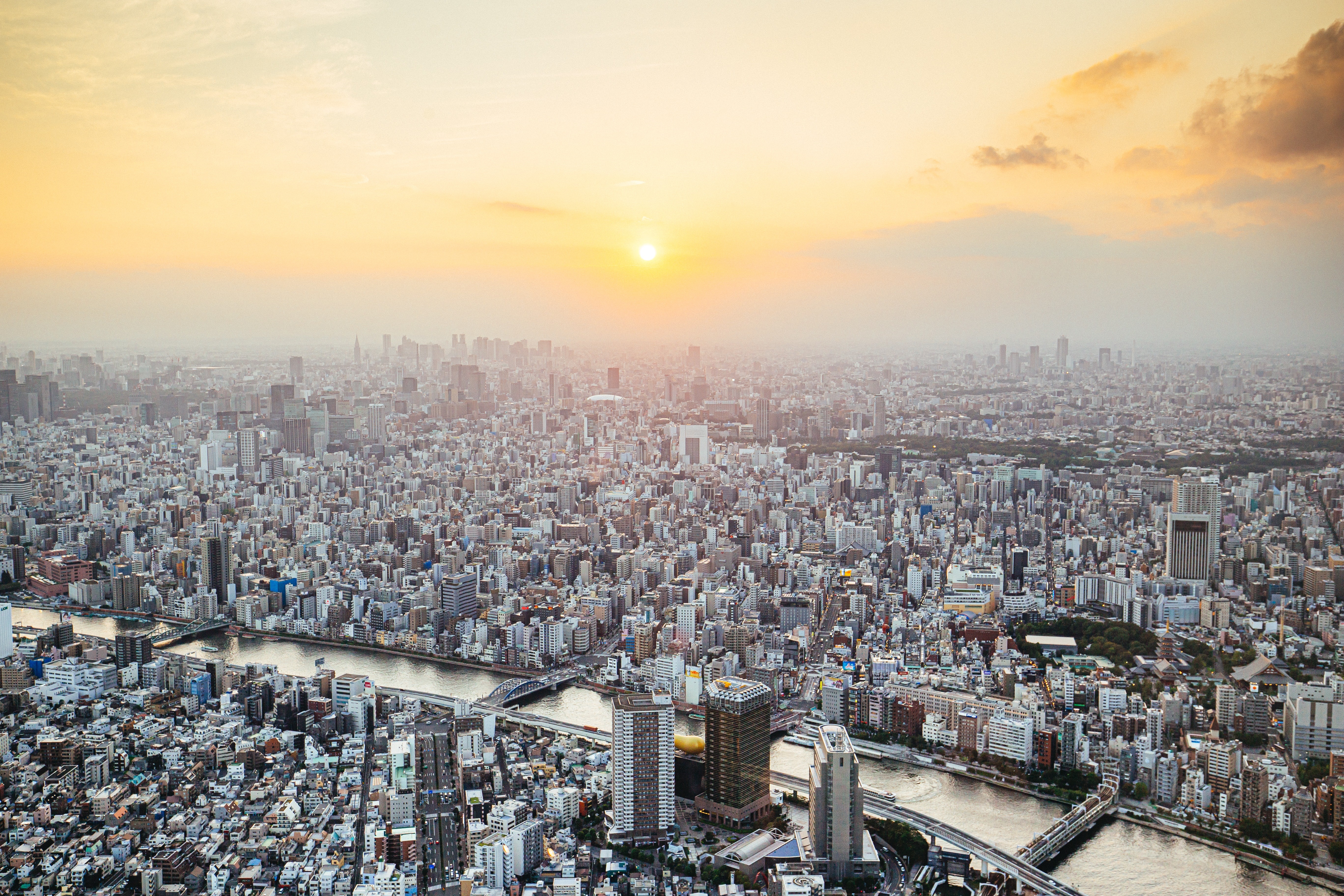 Tokyo cityscape at sunset from above HD Wallpaper