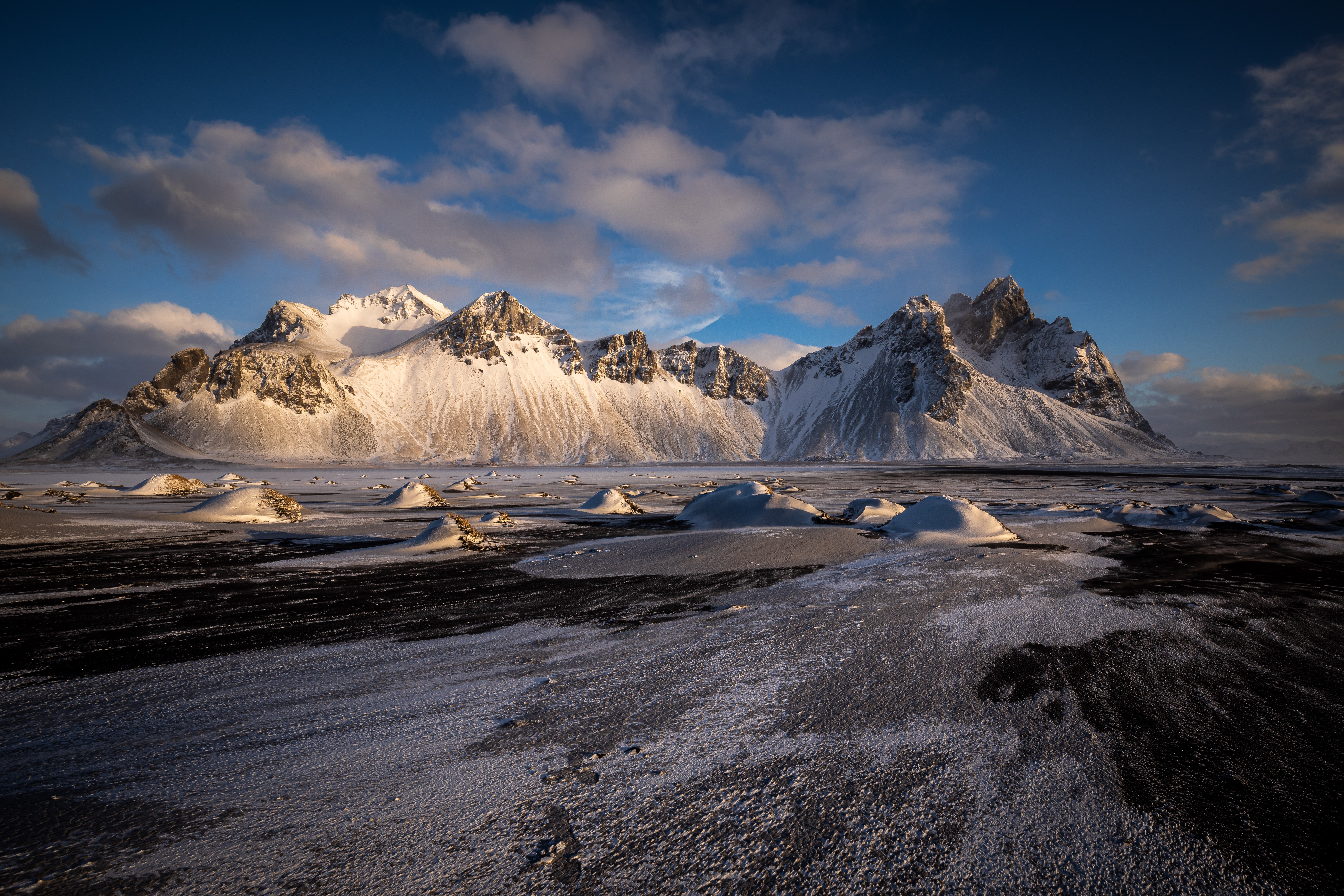 Vestrahorn Mountains in Iceland HD Wallpaper