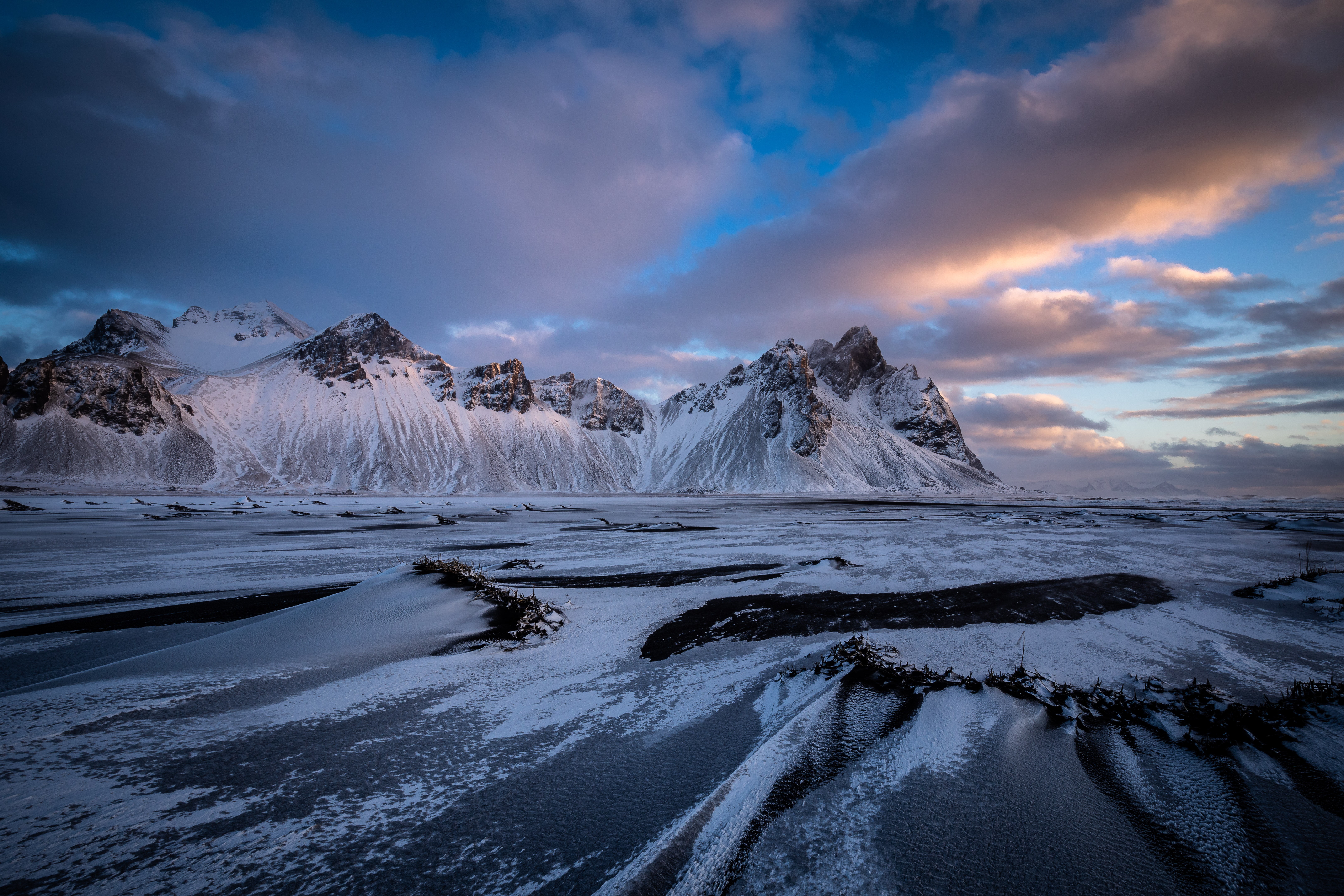 Vestrahorn Mountains in Iceland HD Wallpaper